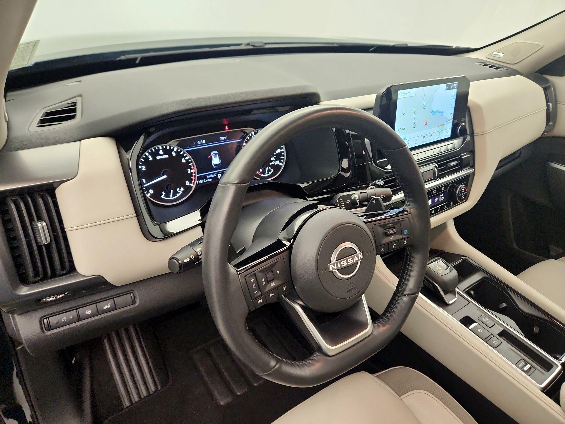 Thumbnail: 2022 Nissan Pathfinder - 9