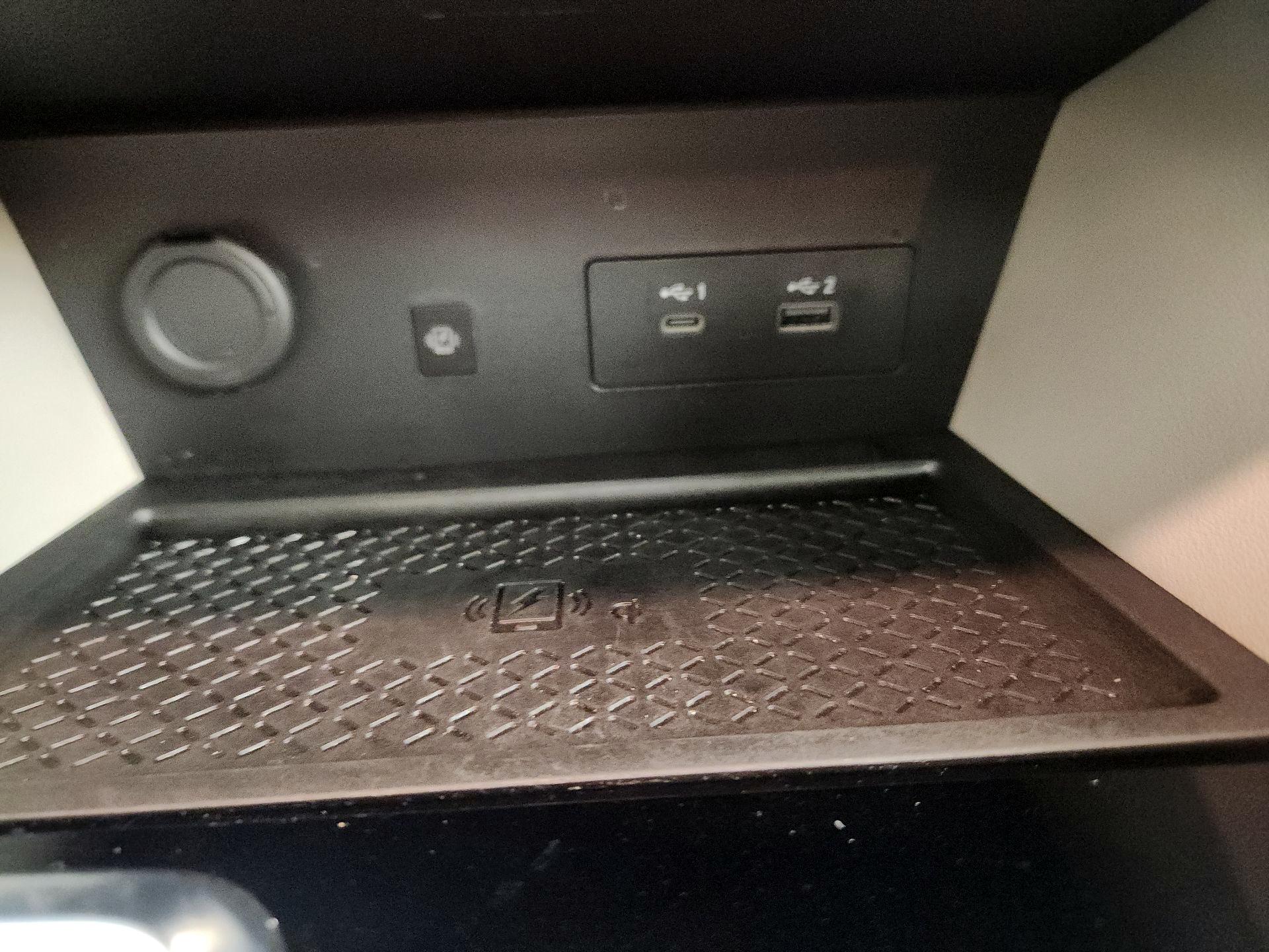 Thumbnail: 2022 Nissan Pathfinder - 19