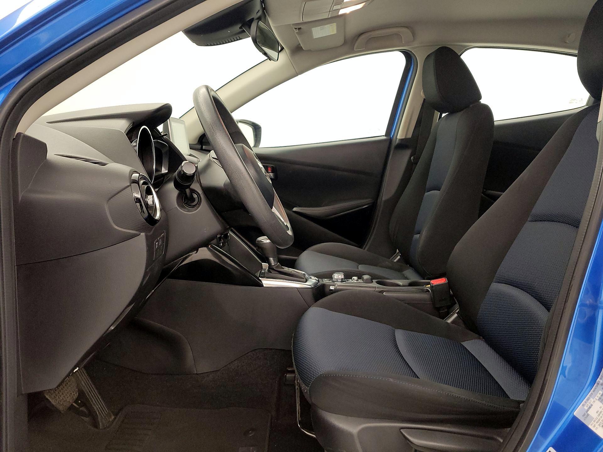 Thumbnail: 2017 Toyota Yaris iA - 11