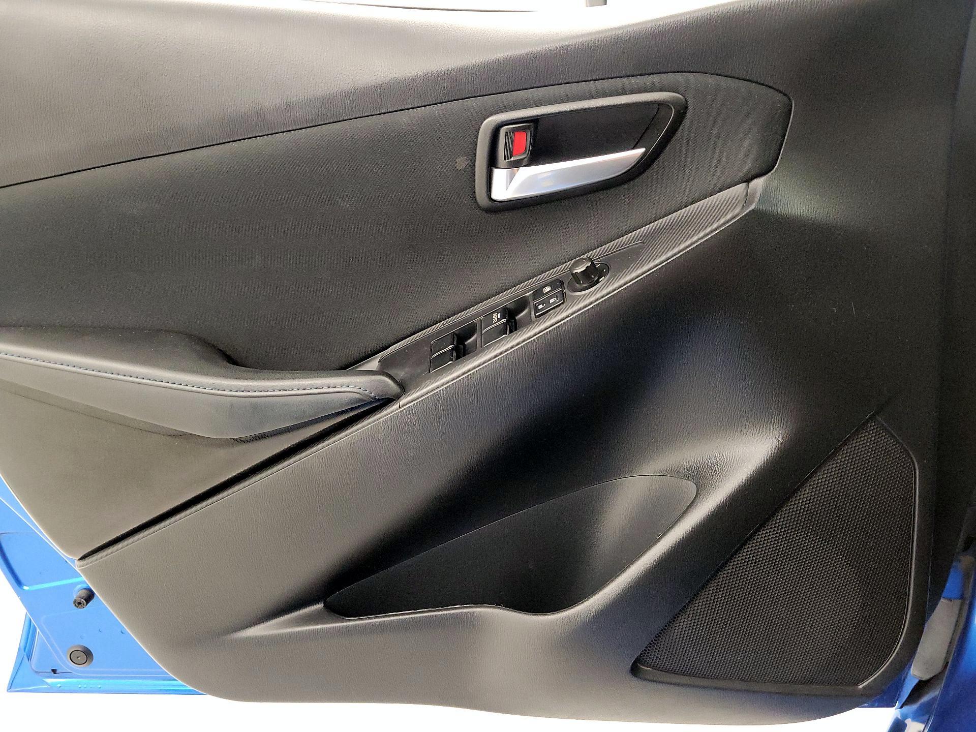 Thumbnail: 2017 Toyota Yaris iA - 12