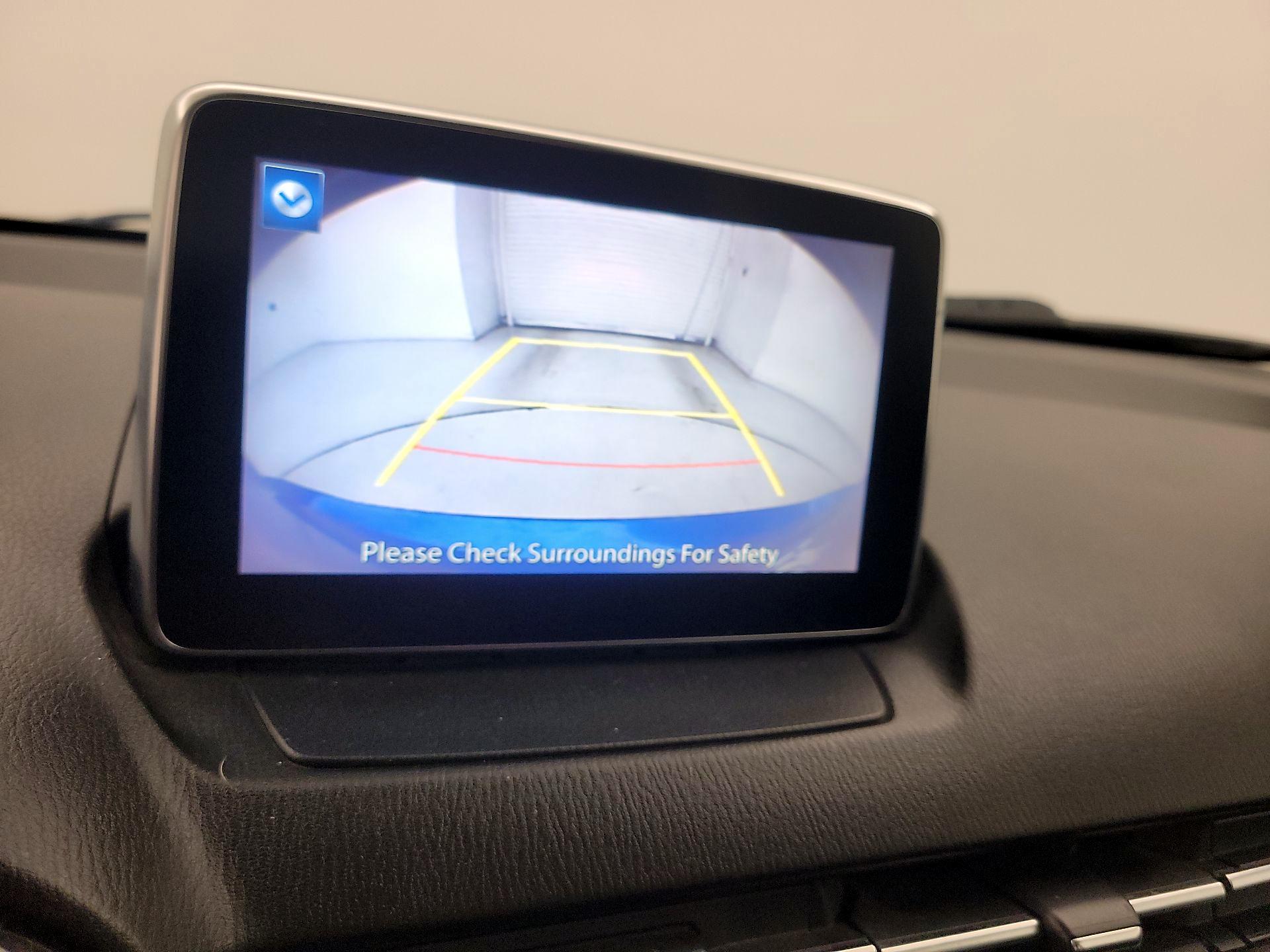 Thumbnail: 2017 Toyota Yaris iA - 15