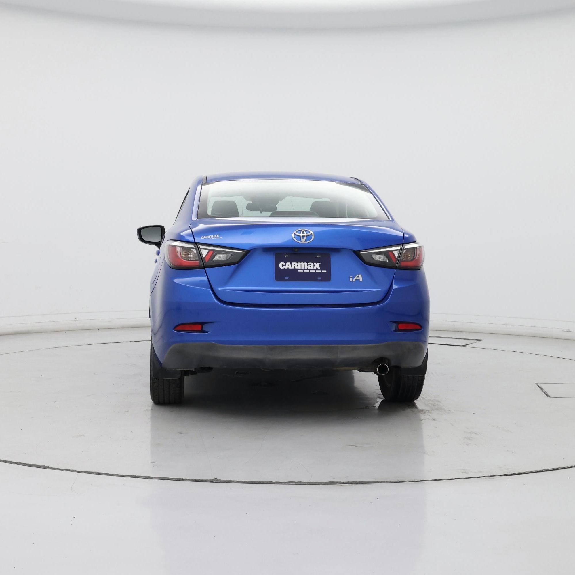 Thumbnail: 2017 Toyota Yaris iA - 6