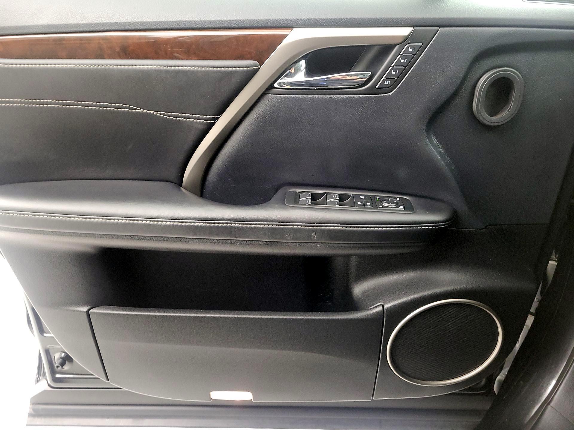 Thumbnail: 2018 Lexus RX - 12