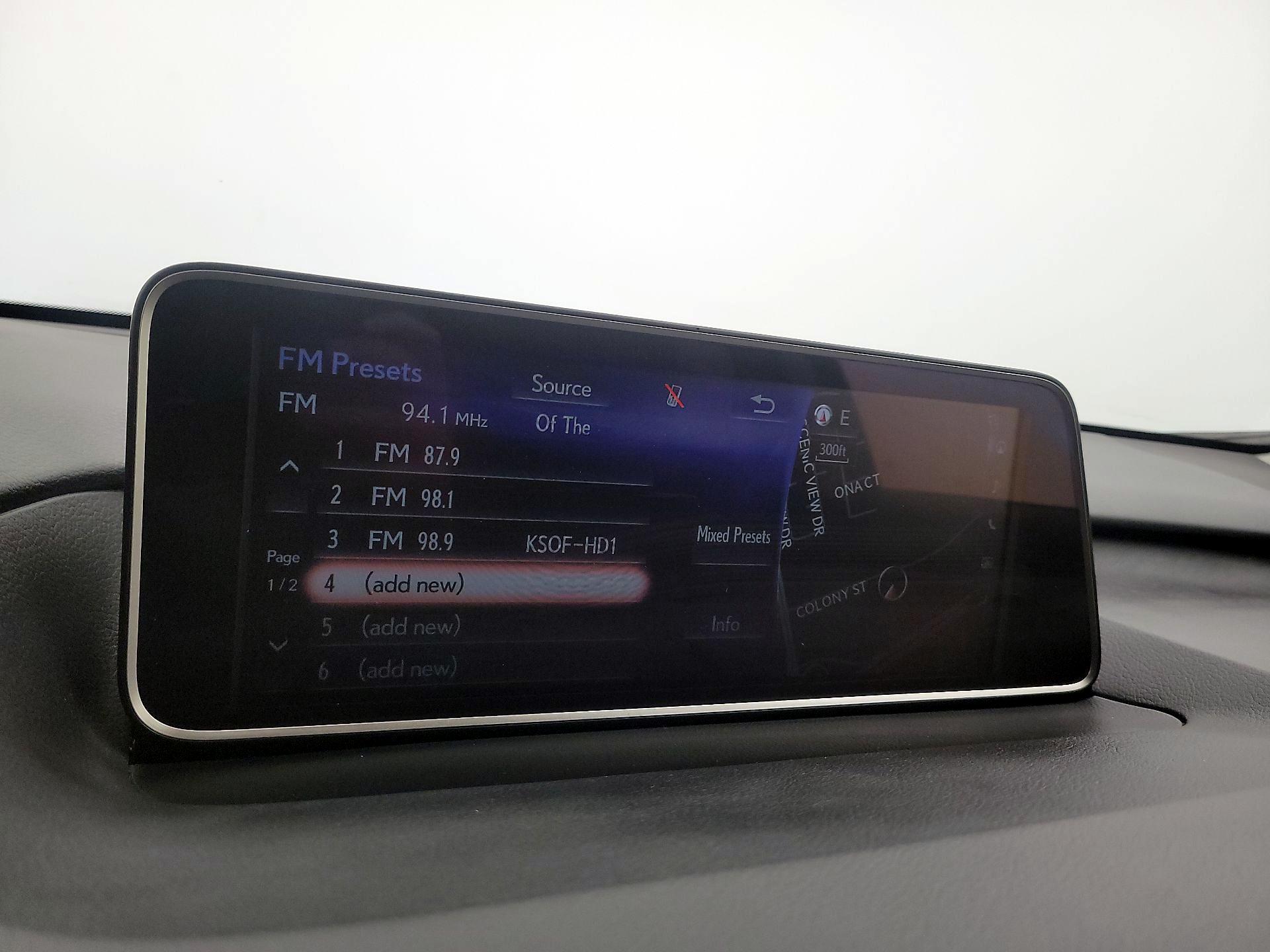 Thumbnail: 2018 Lexus RX - 16