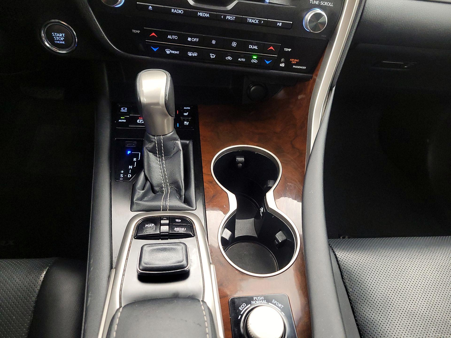 Thumbnail: 2018 Lexus RX - 18