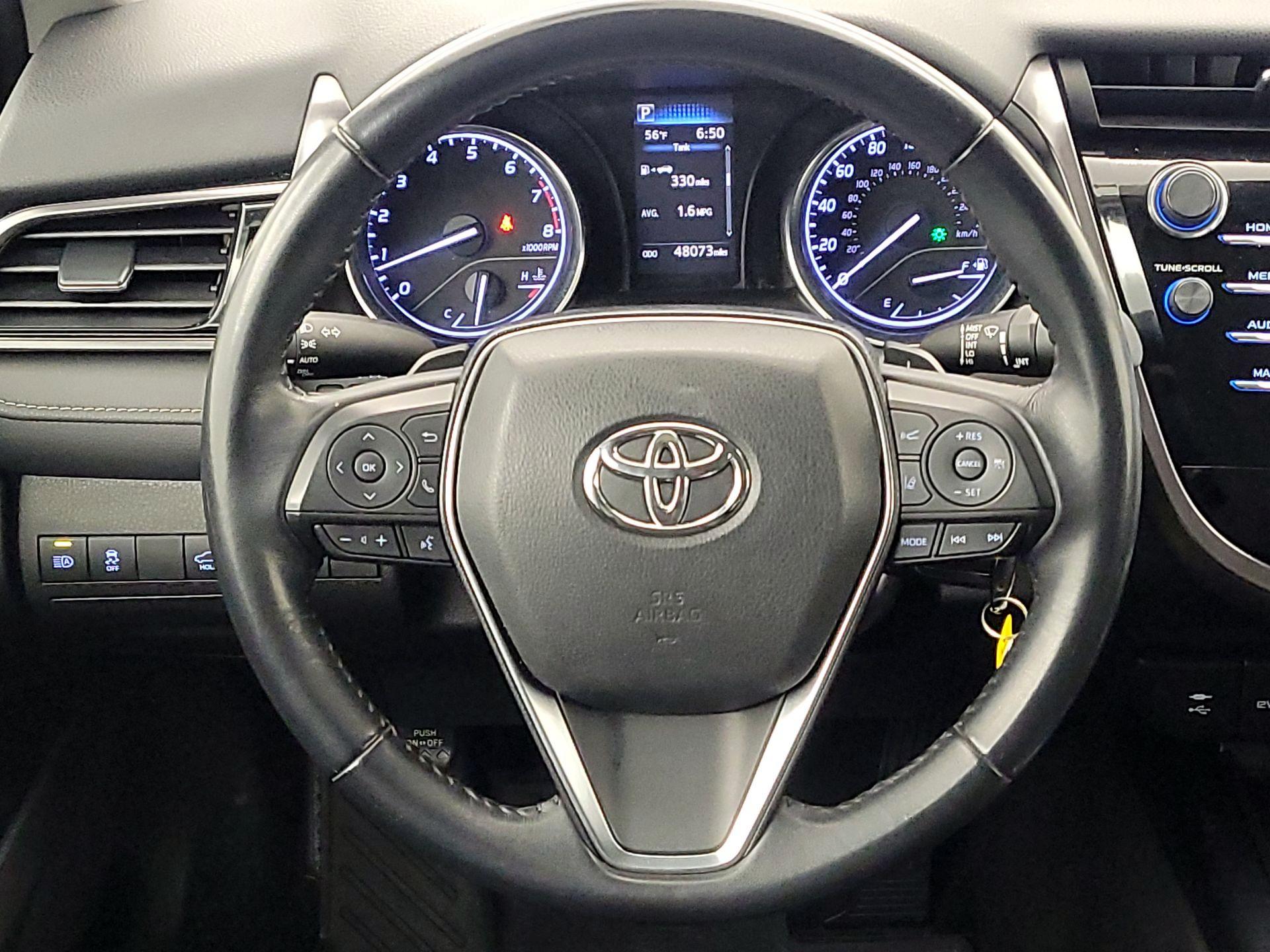 Thumbnail: 2019 Toyota Camry - 10