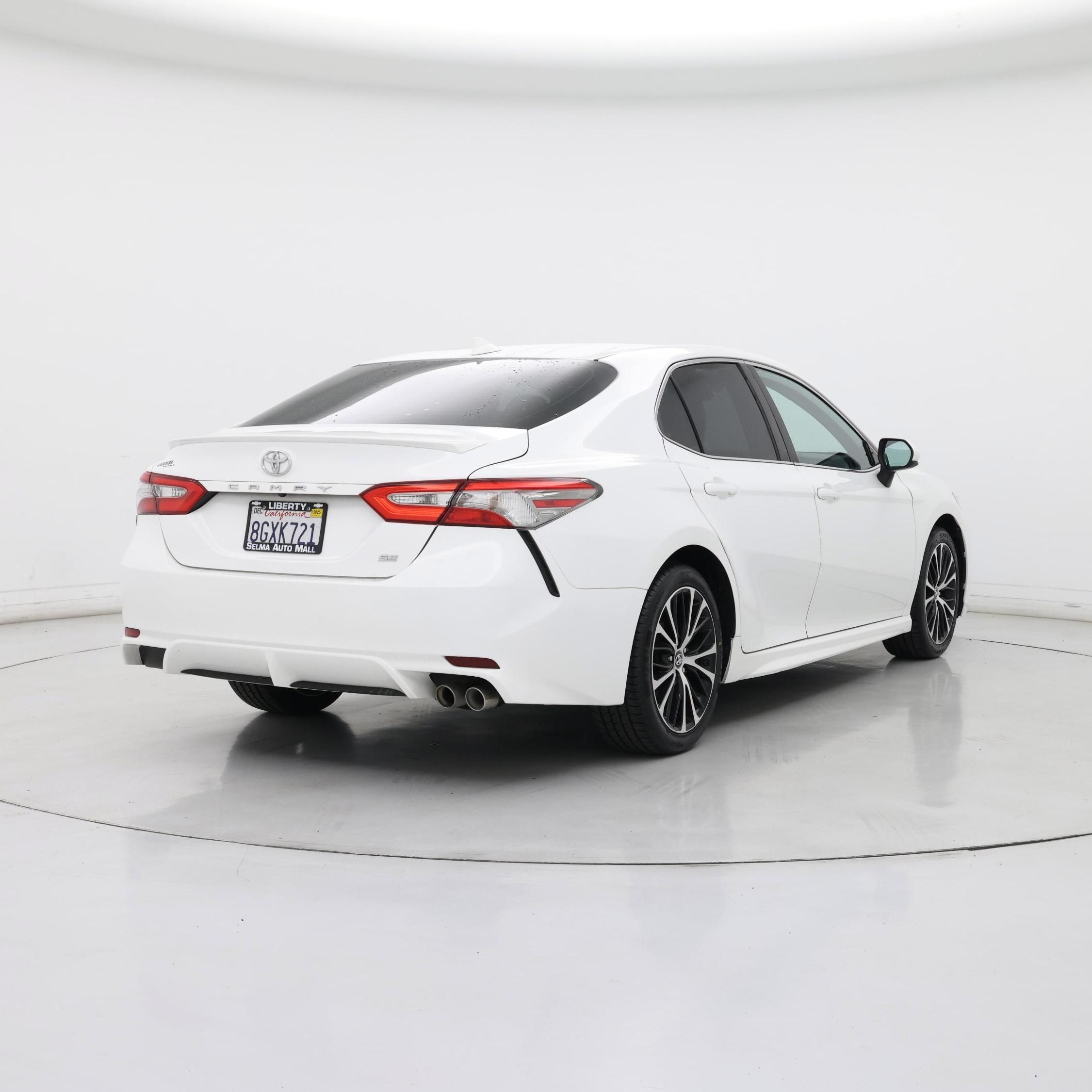 Thumbnail: 2019 Toyota Camry - 8