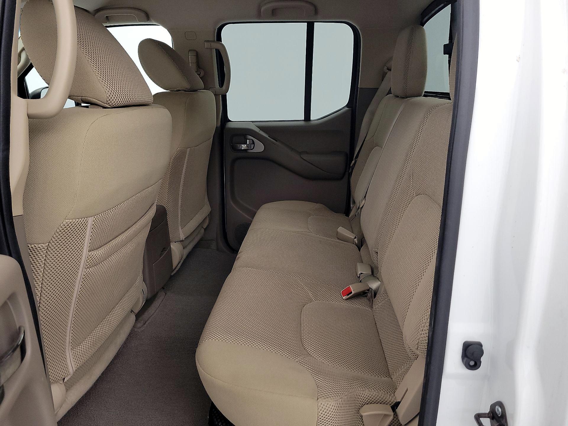 Thumbnail: 2016 Nissan Frontier - 19