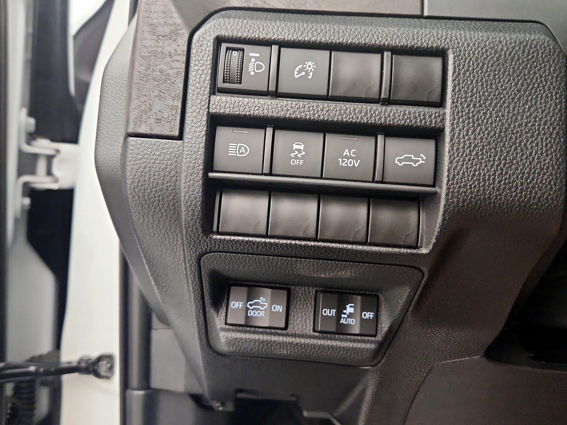 Thumbnail: 2024 Toyota Tacoma - 13