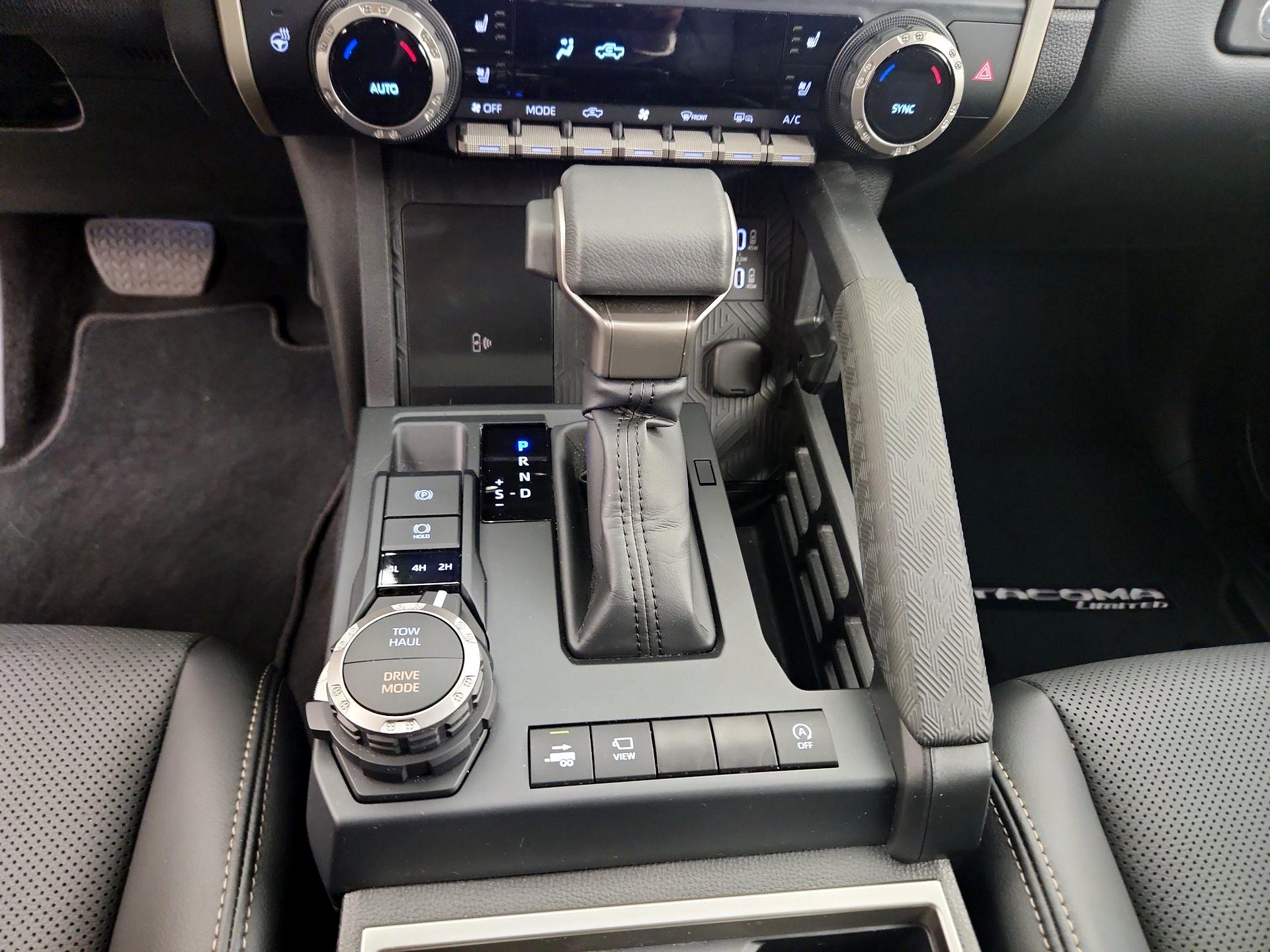 Thumbnail: 2024 Toyota Tacoma - 17