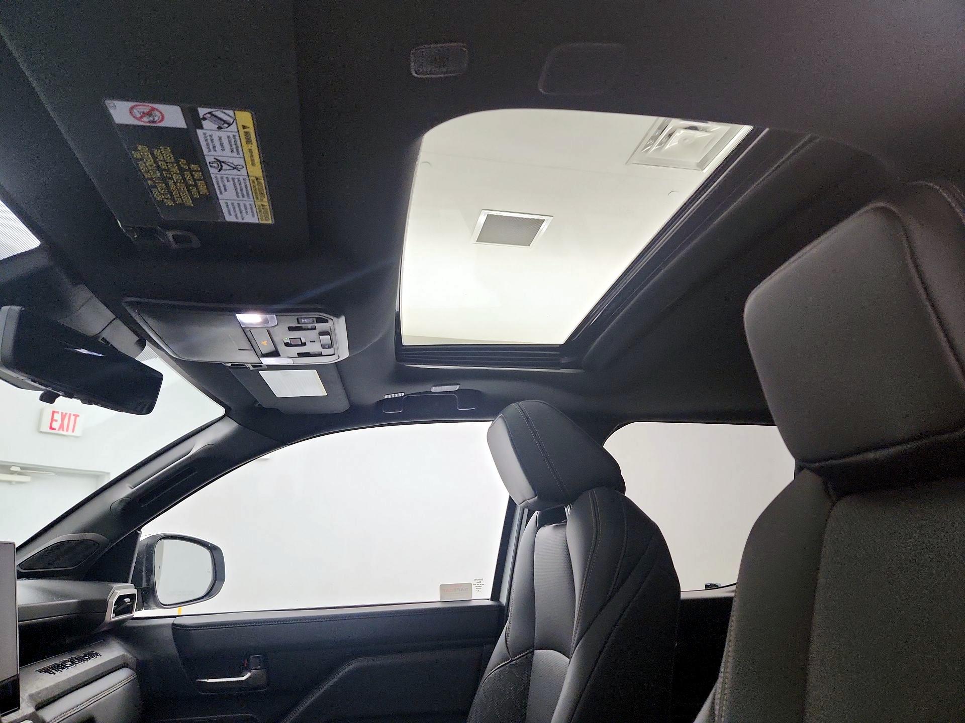 Thumbnail: 2024 Toyota Tacoma - 19