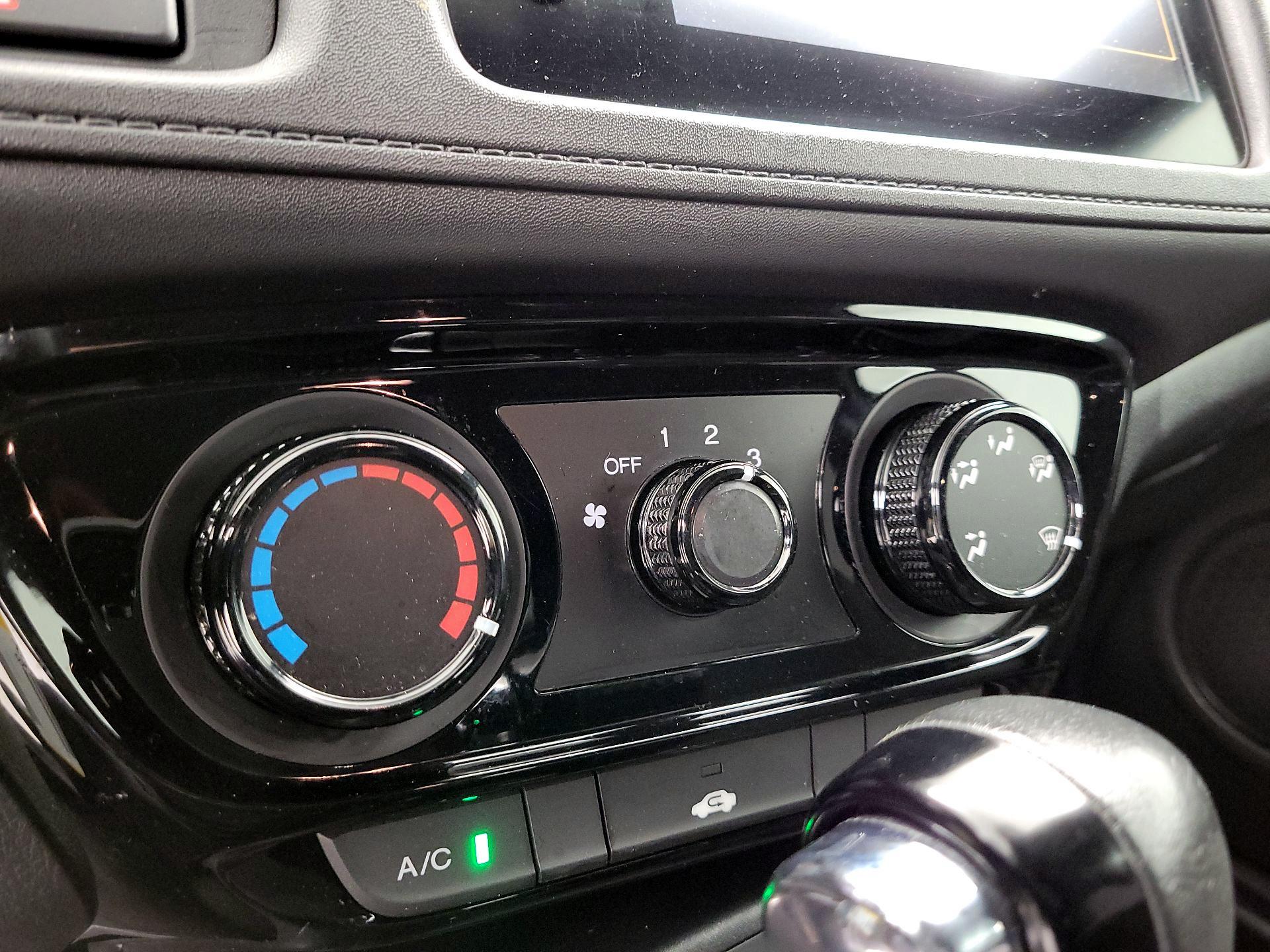 Thumbnail: 2019 Honda HR-V - 16