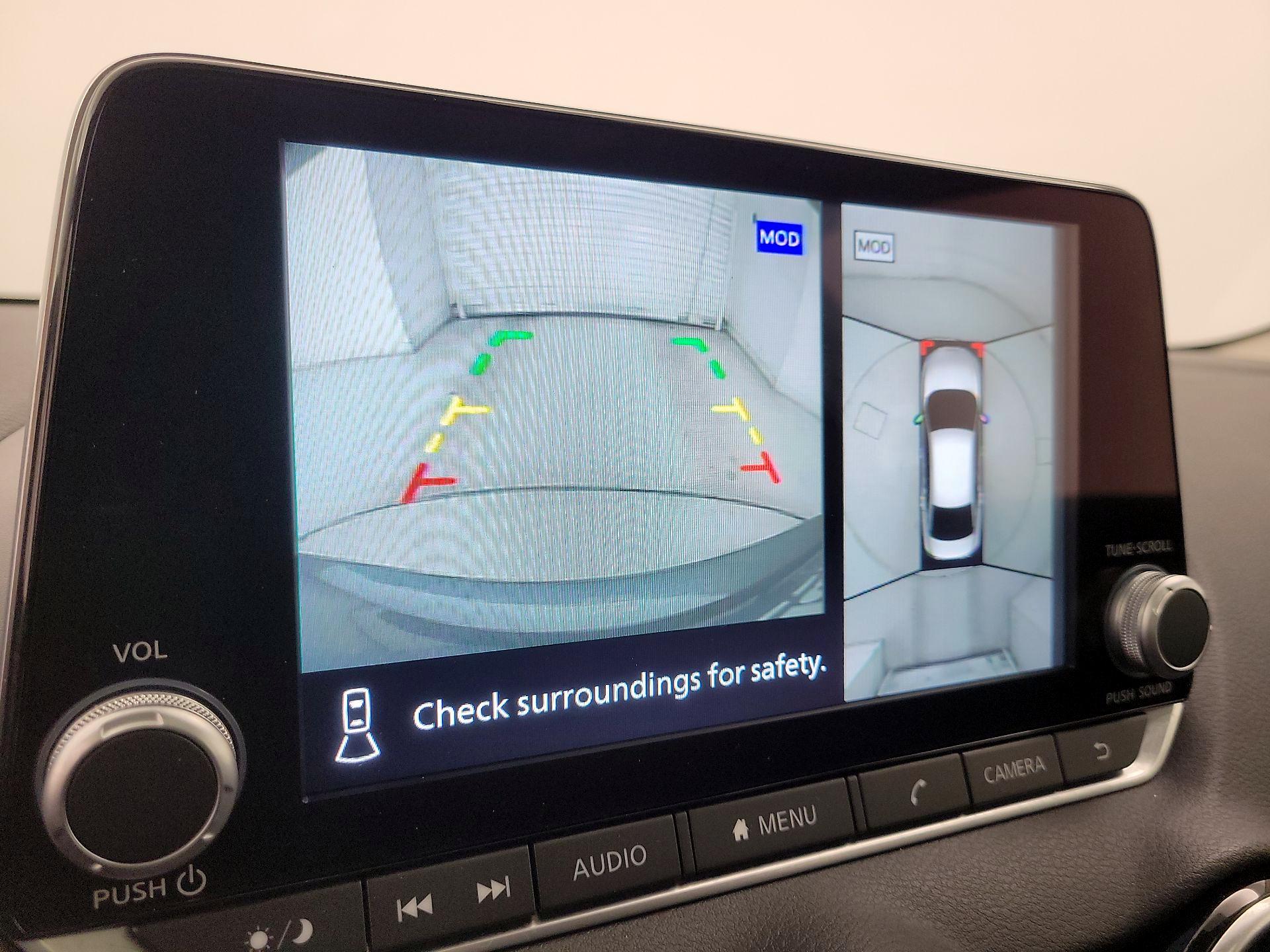 Thumbnail: 2025 Nissan Sentra - 14