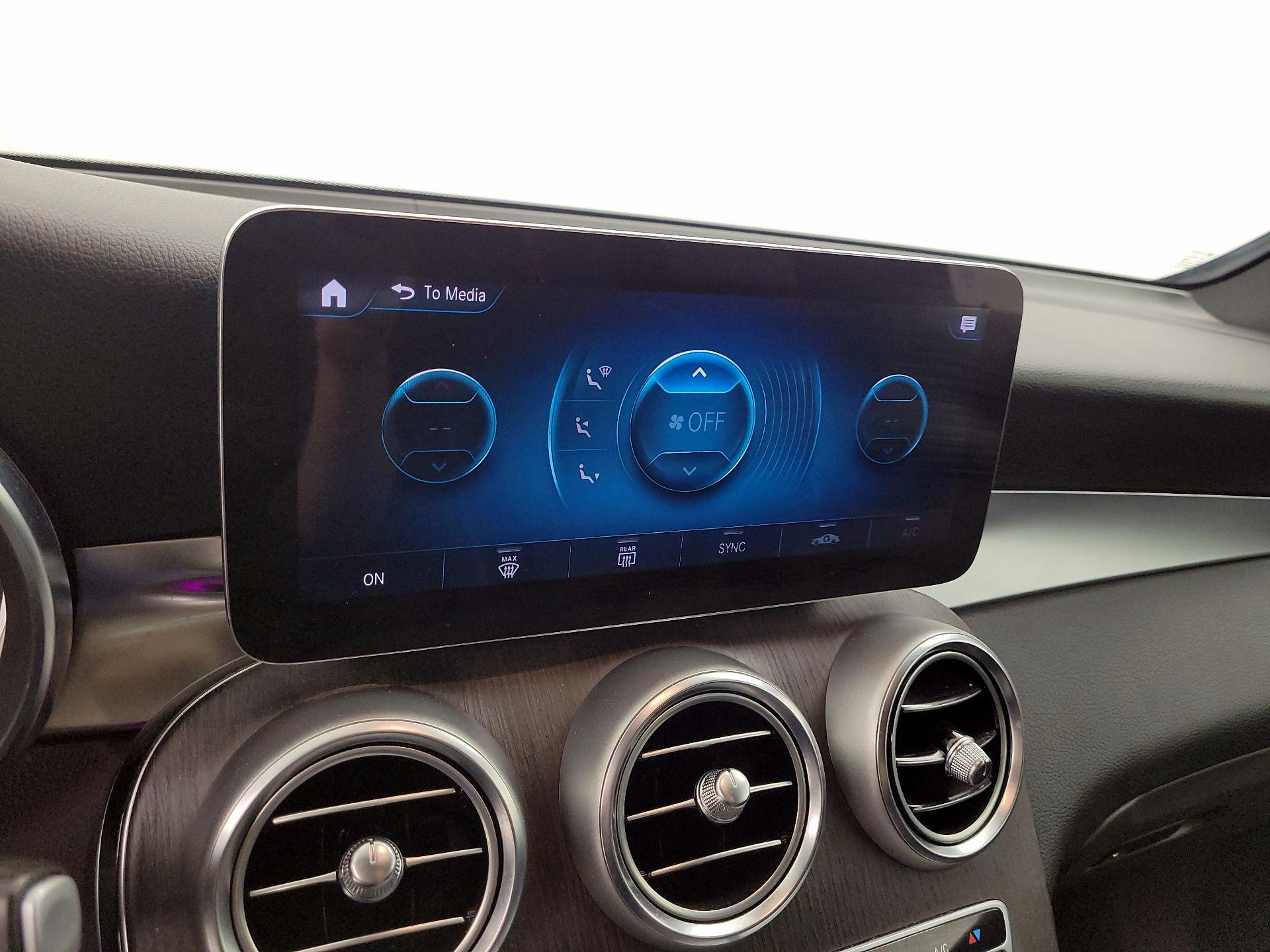 Thumbnail: 2022 Mercedes-Benz GLC - 16