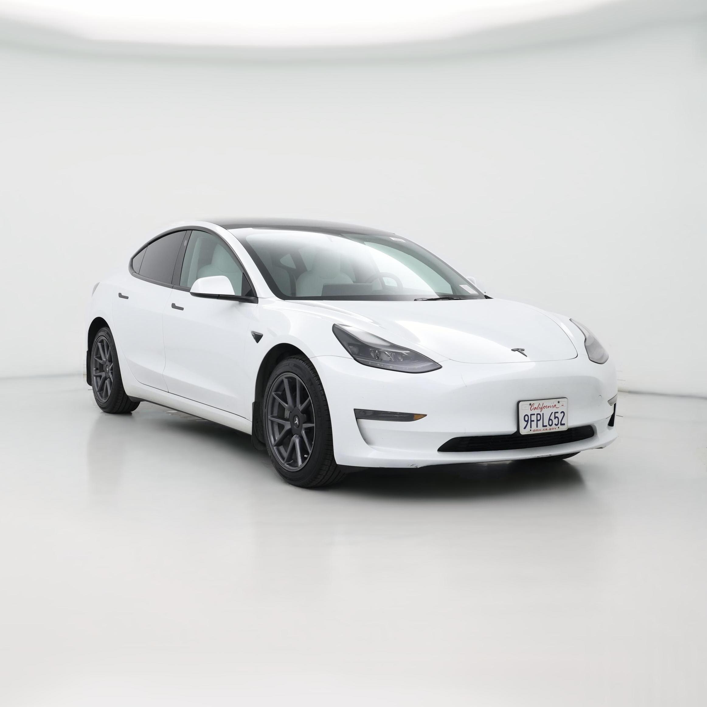 Thumbnail: 2023 Tesla Model 3 - 1