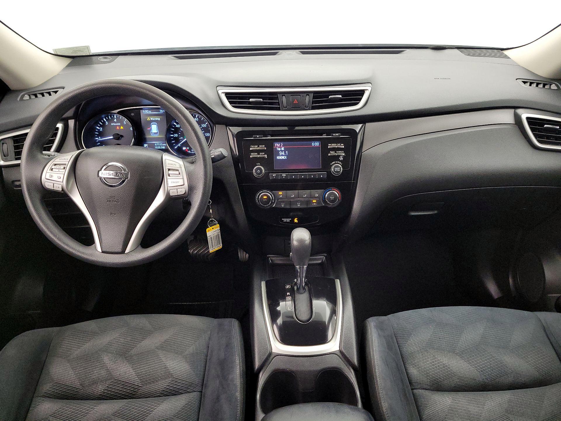 Thumbnail: 2016 Nissan Rogue - 9