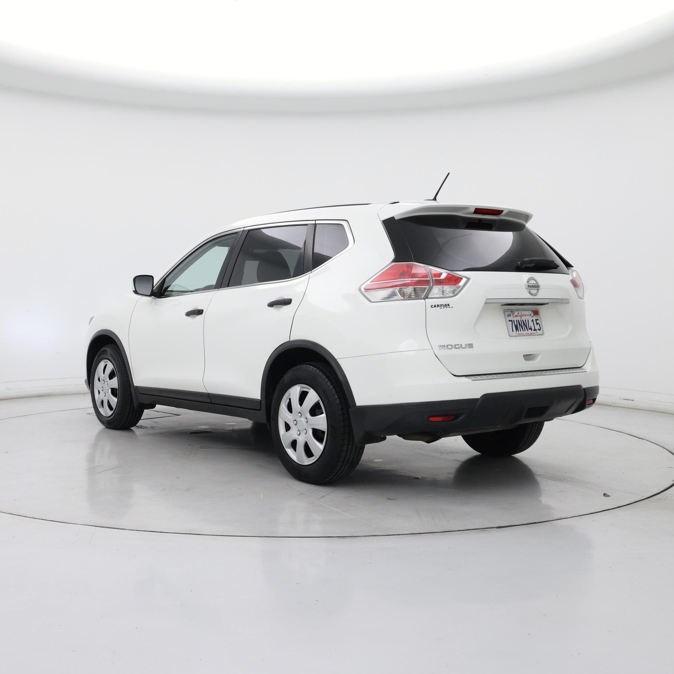 Thumbnail: 2016 Nissan Rogue - 2
