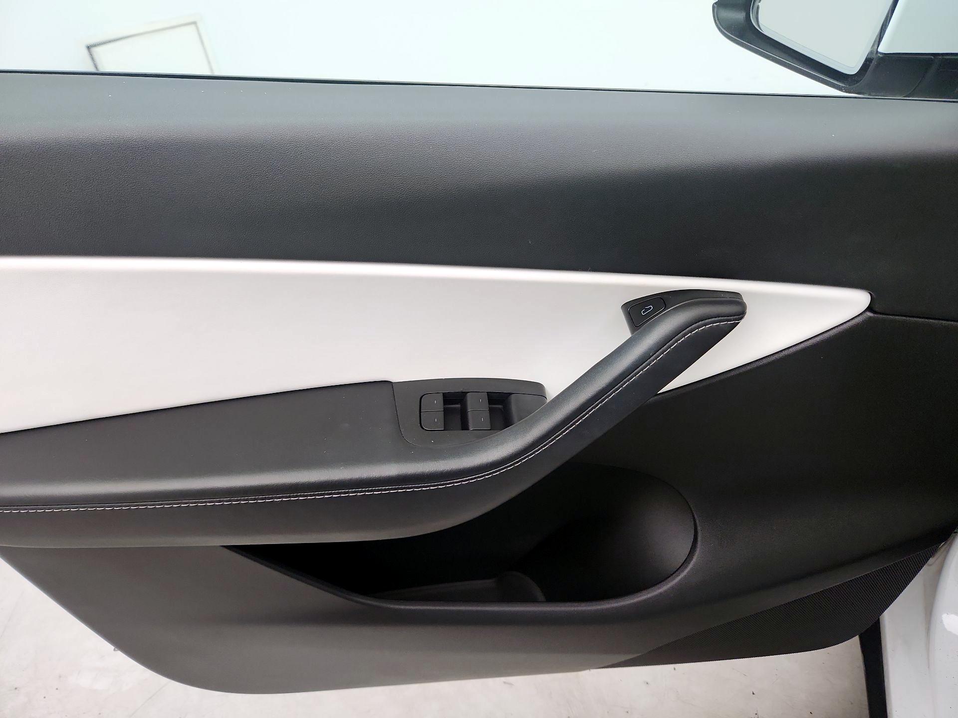 Thumbnail: 2021 Tesla Model Y - 12