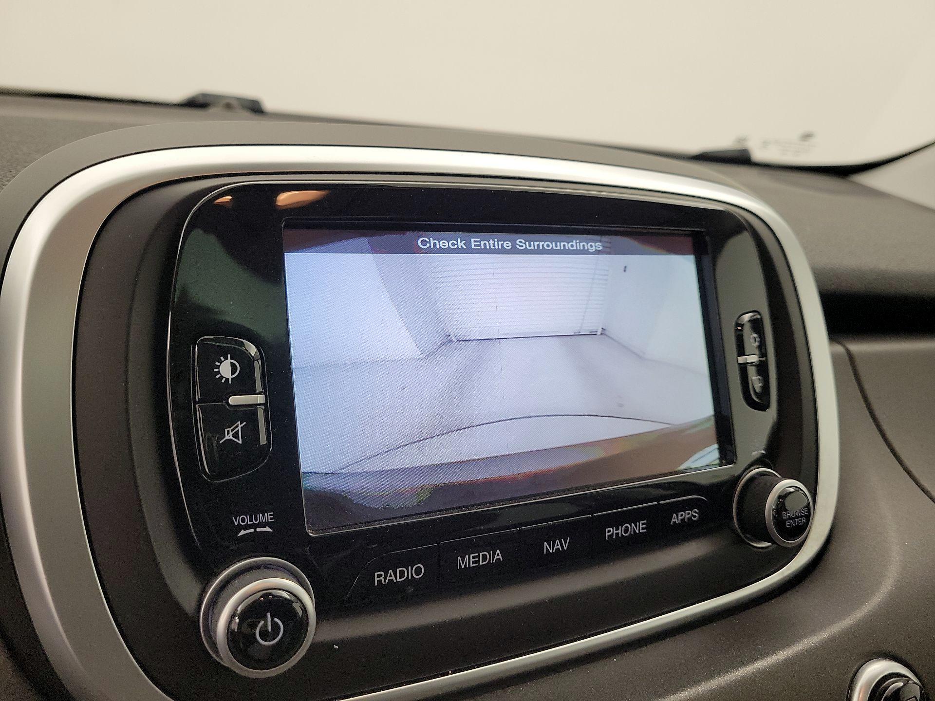 Thumbnail: 2016 Fiat 500X - 15