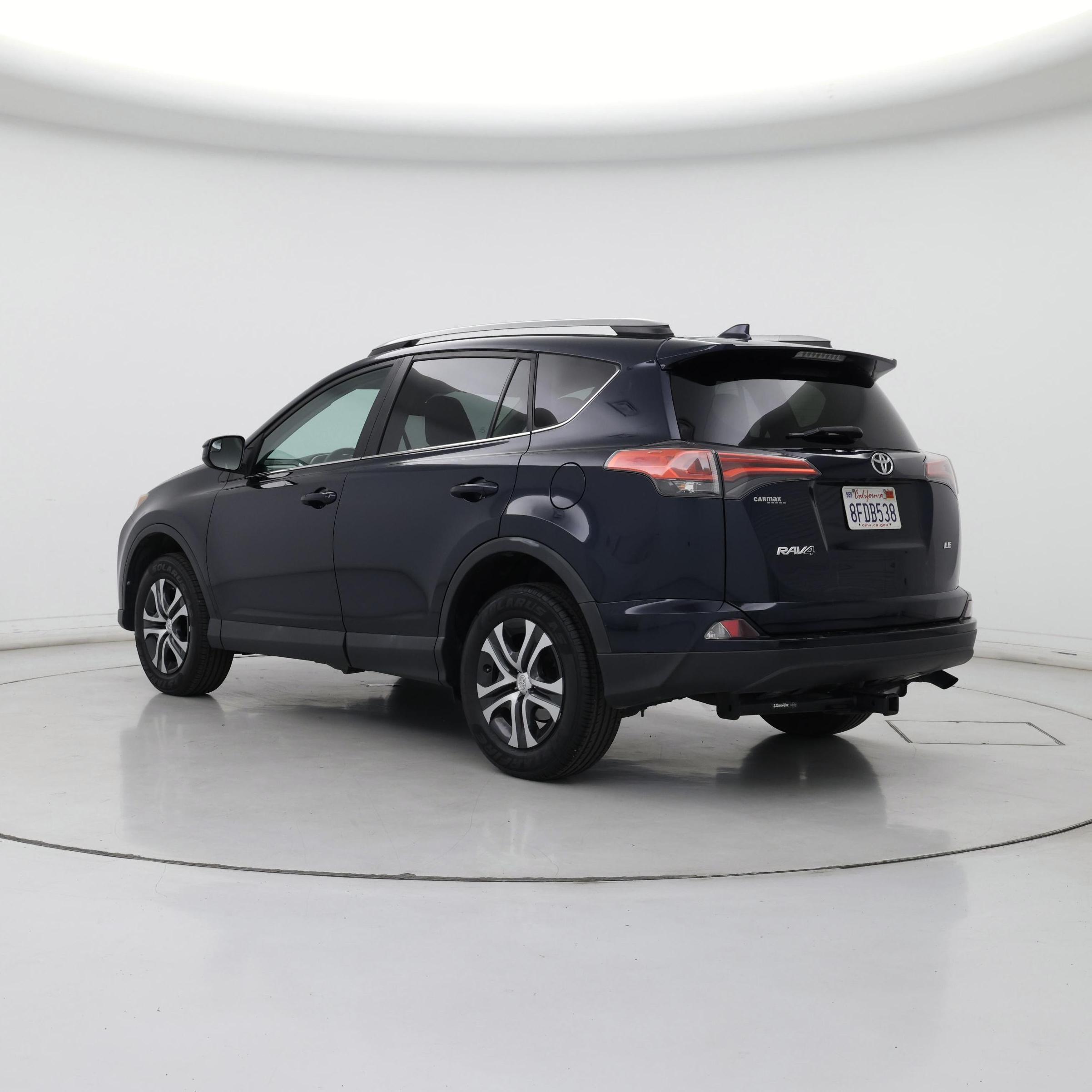 Thumbnail: 2018 Toyota RAV4 - 2