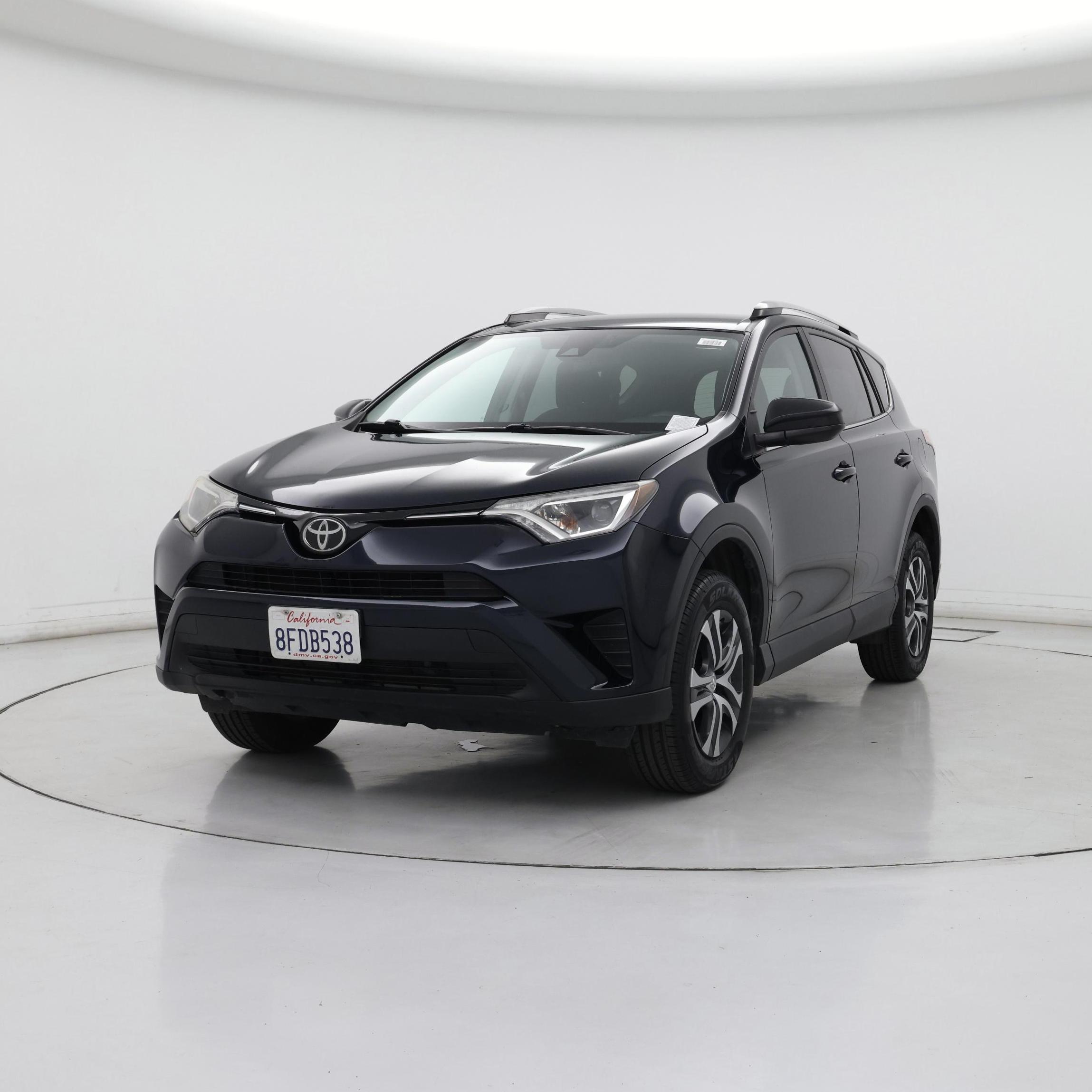 Thumbnail: 2018 Toyota RAV4 - 4