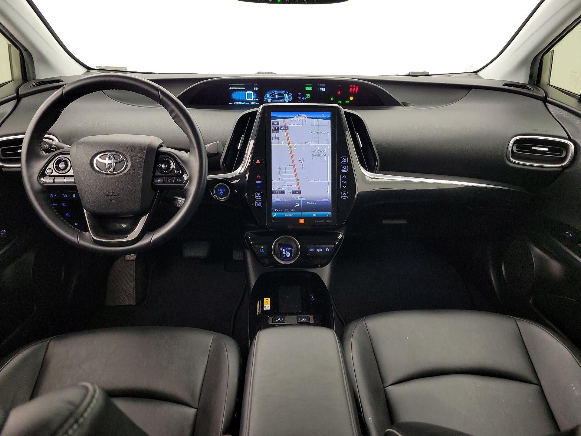 Thumbnail: 2020 Toyota Prius Prime - 9