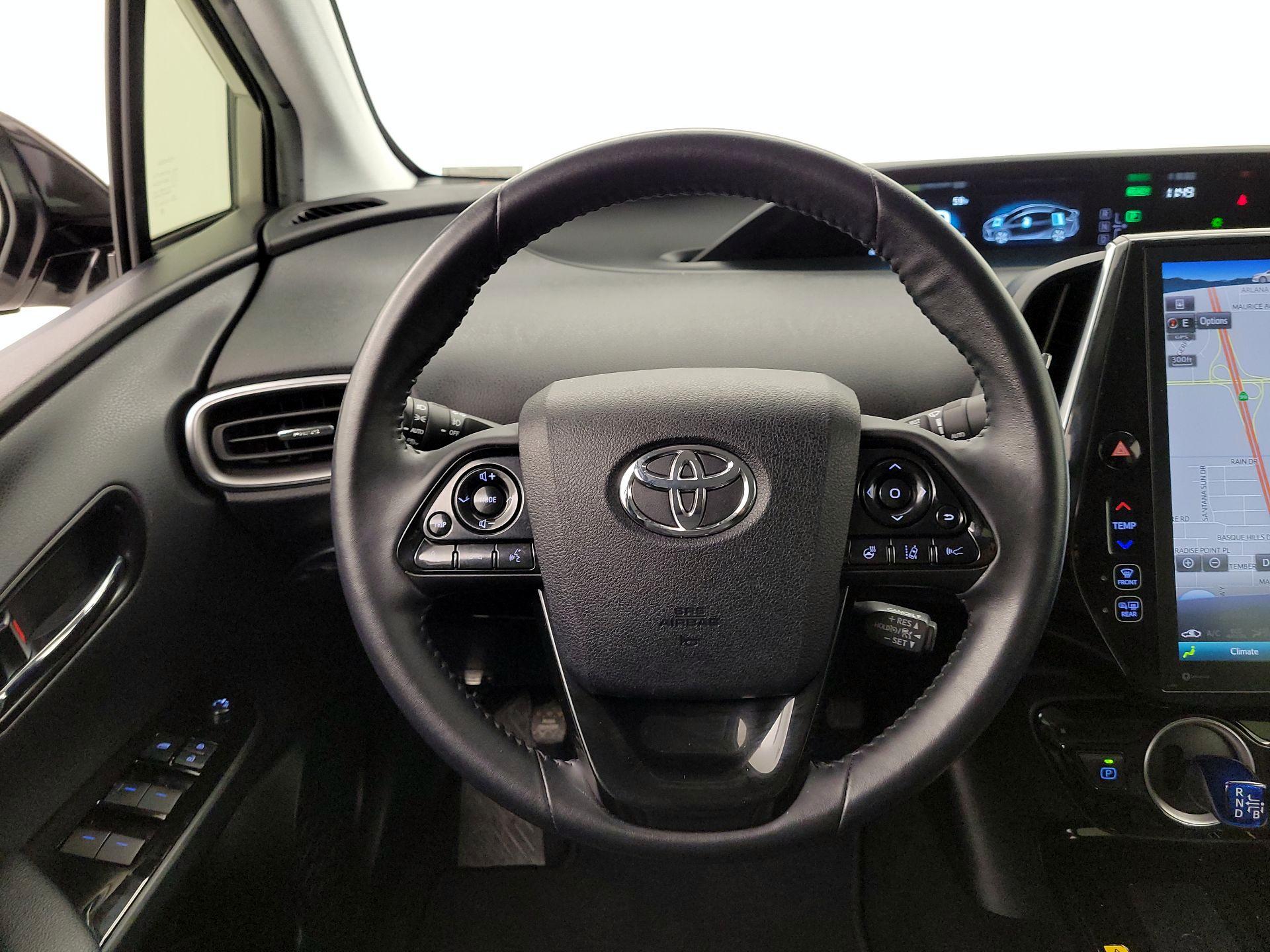 Thumbnail: 2020 Toyota Prius Prime - 10