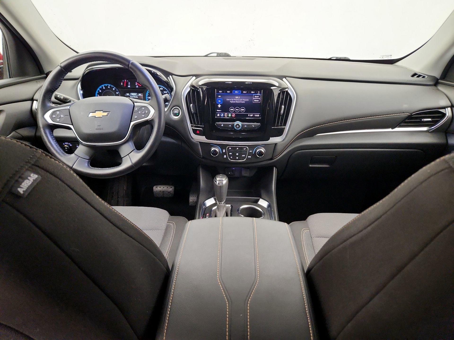 Thumbnail: 2020 Chevrolet Traverse - 9