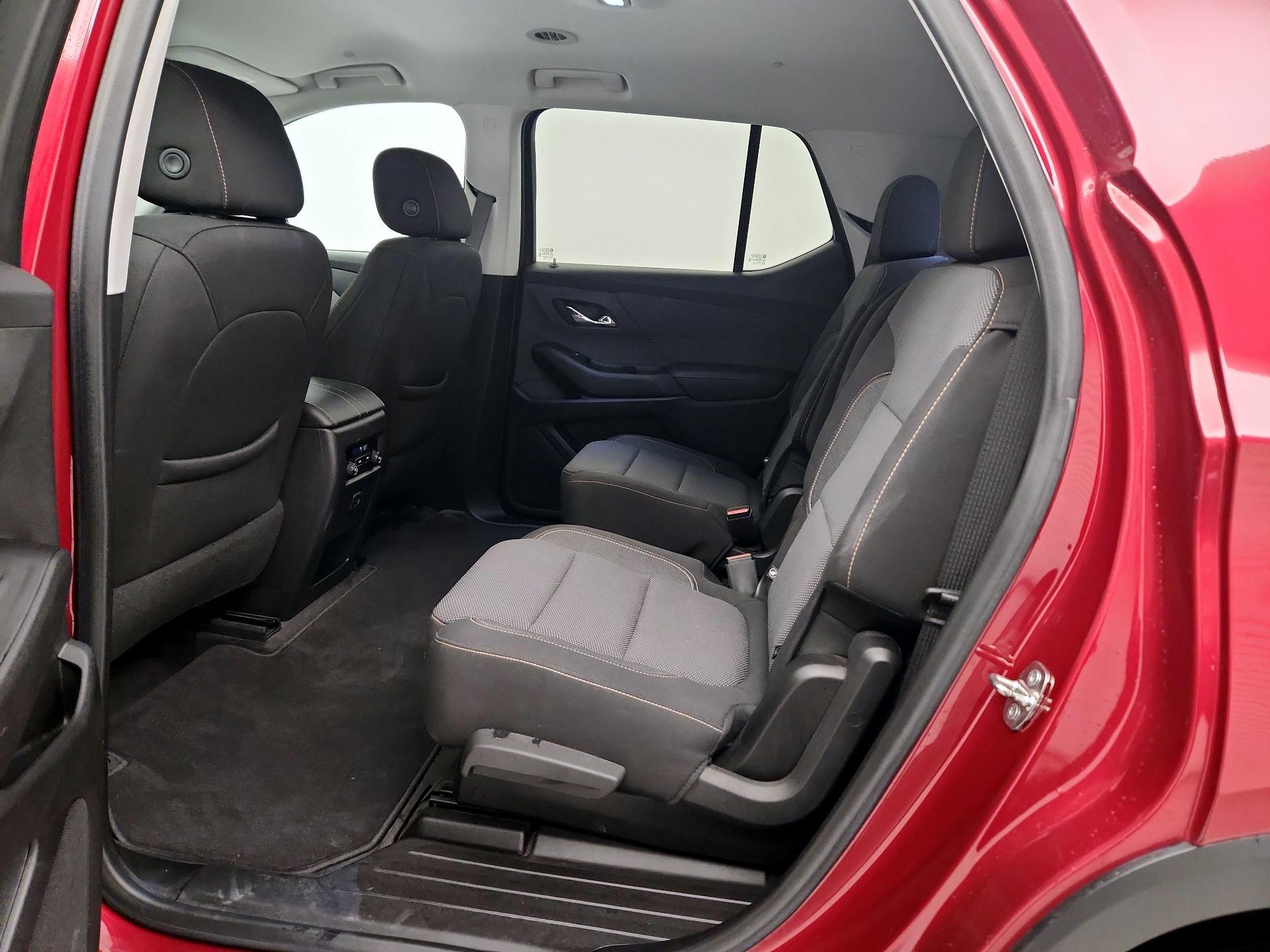 Thumbnail: 2020 Chevrolet Traverse - 19