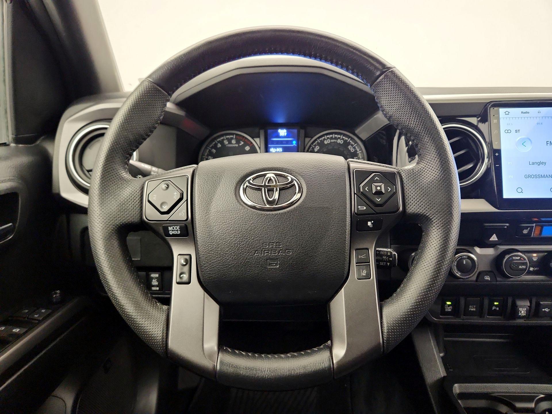 Thumbnail: 2022 Toyota Tacoma - 10