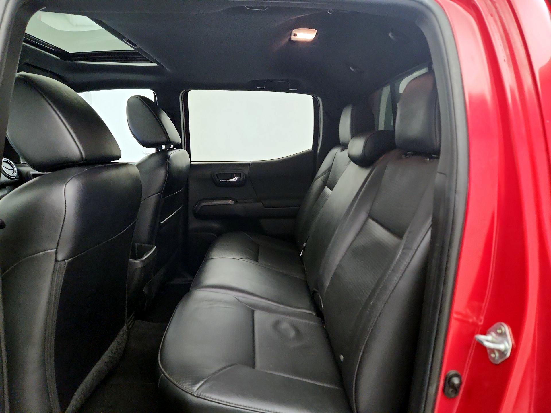 Thumbnail: 2022 Toyota Tacoma - 20