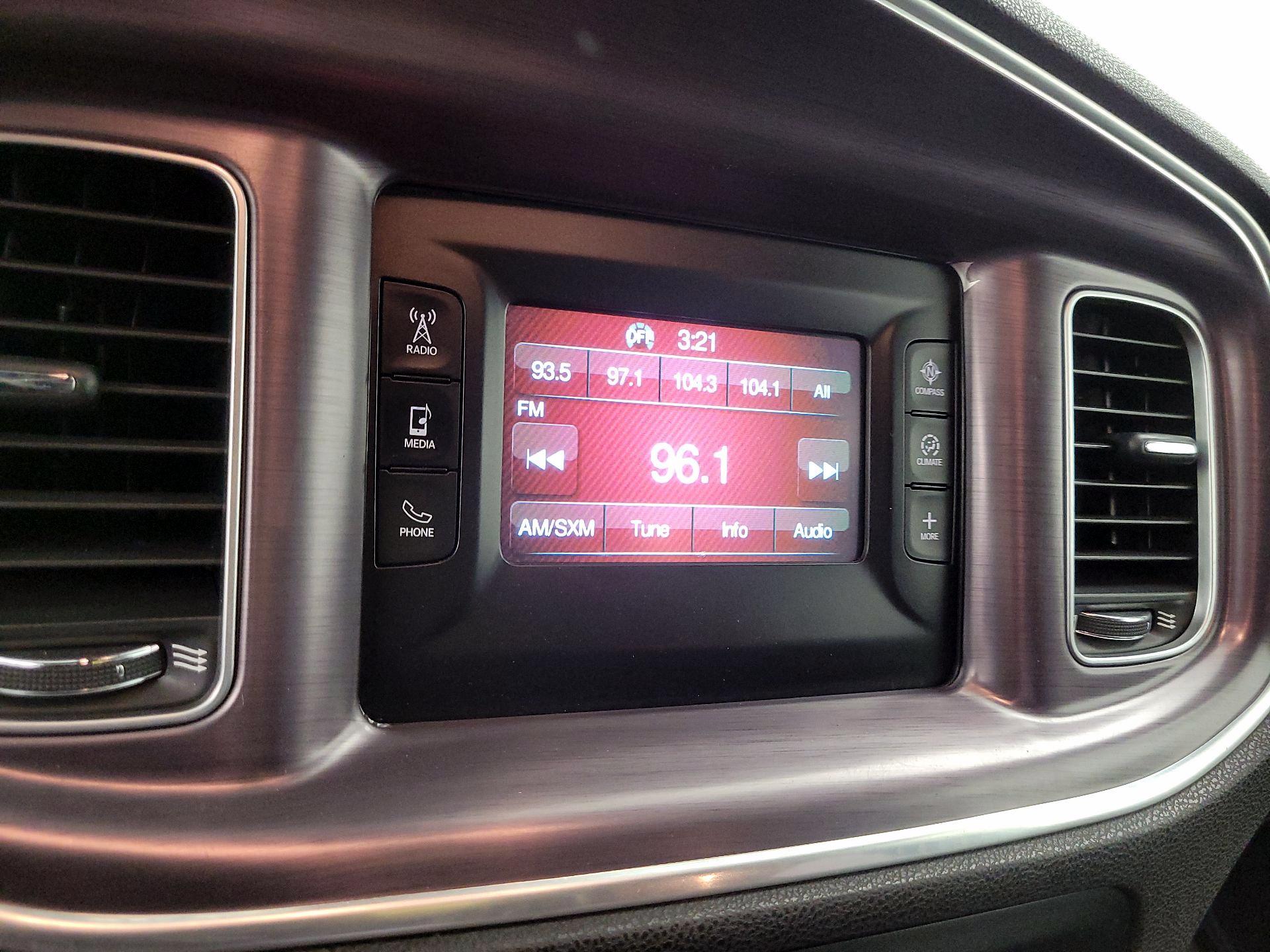 Thumbnail: 2016 Dodge Charger - 14