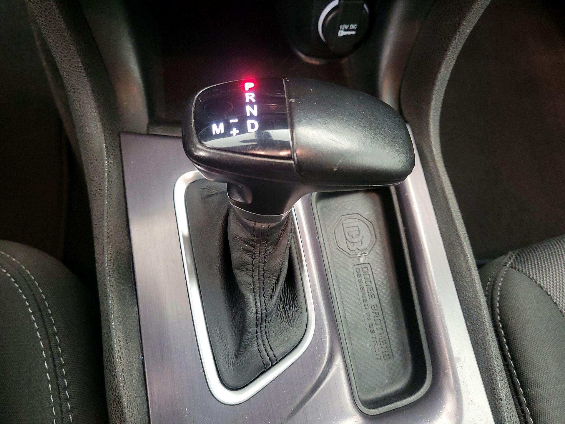 Thumbnail: 2016 Dodge Charger - 16