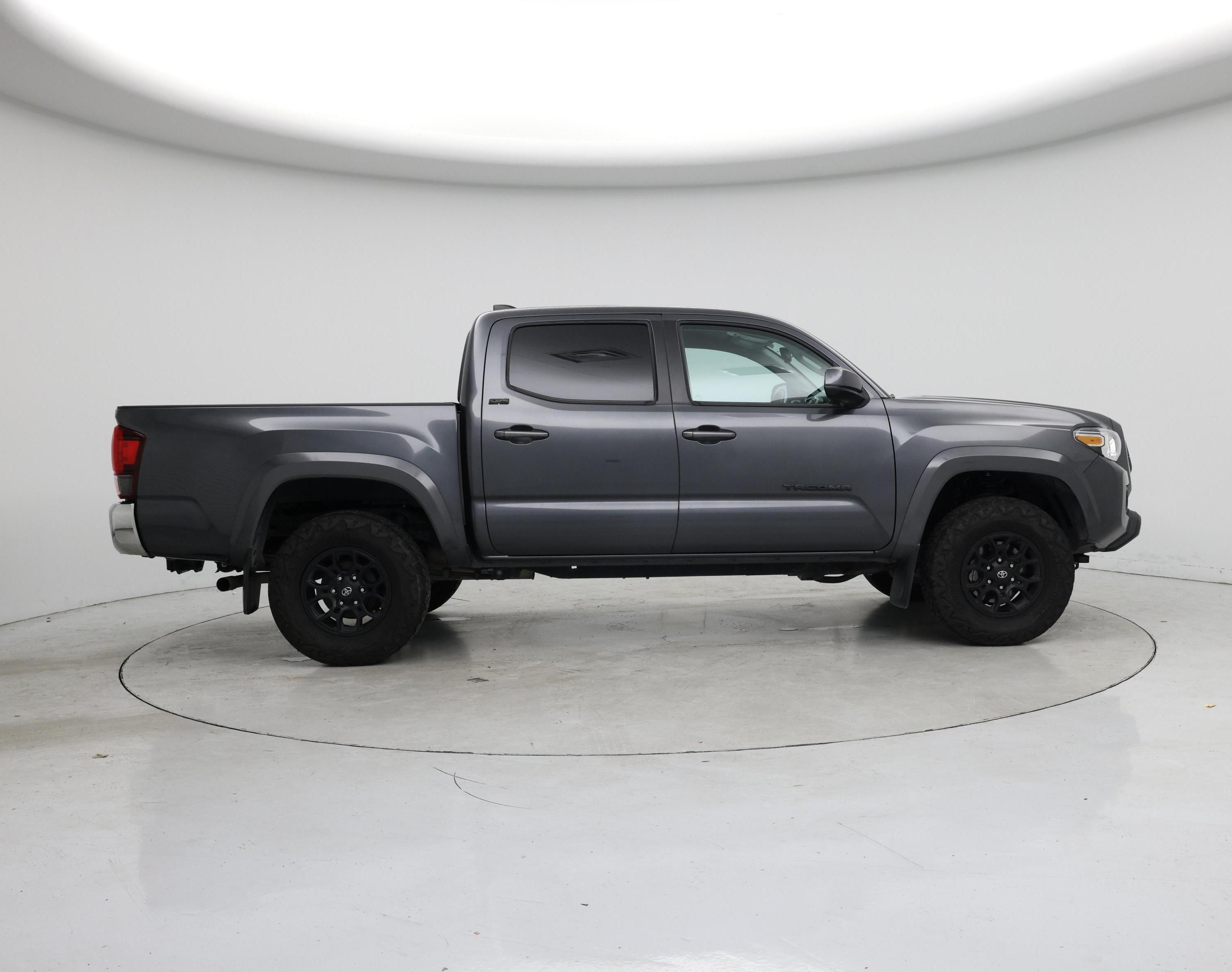 Thumbnail: 2022 Toyota Tacoma - 7