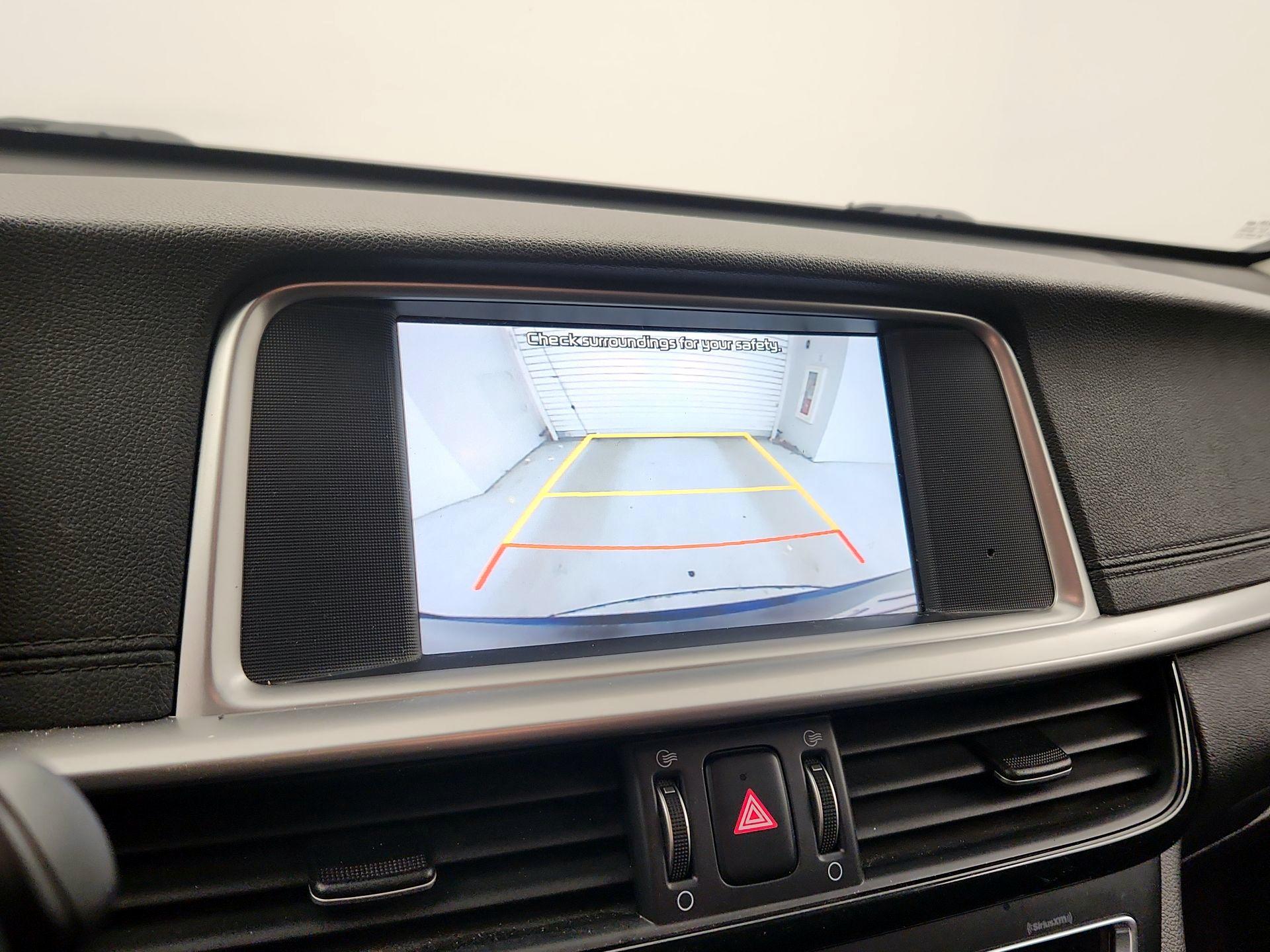 Thumbnail: 2020 Kia Optima - 14