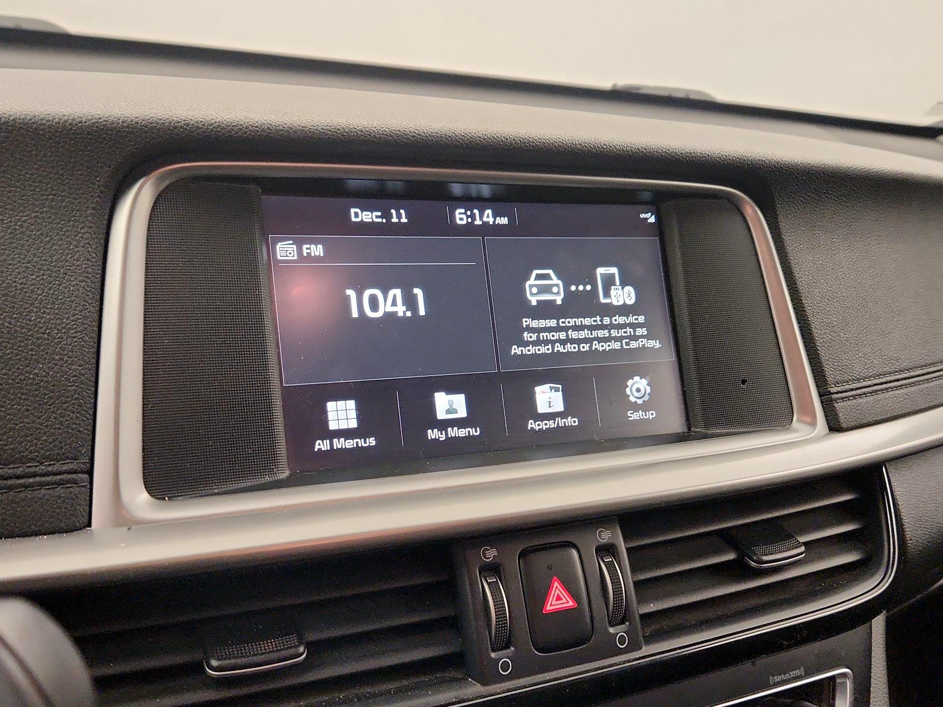 Thumbnail: 2020 Kia Optima - 15