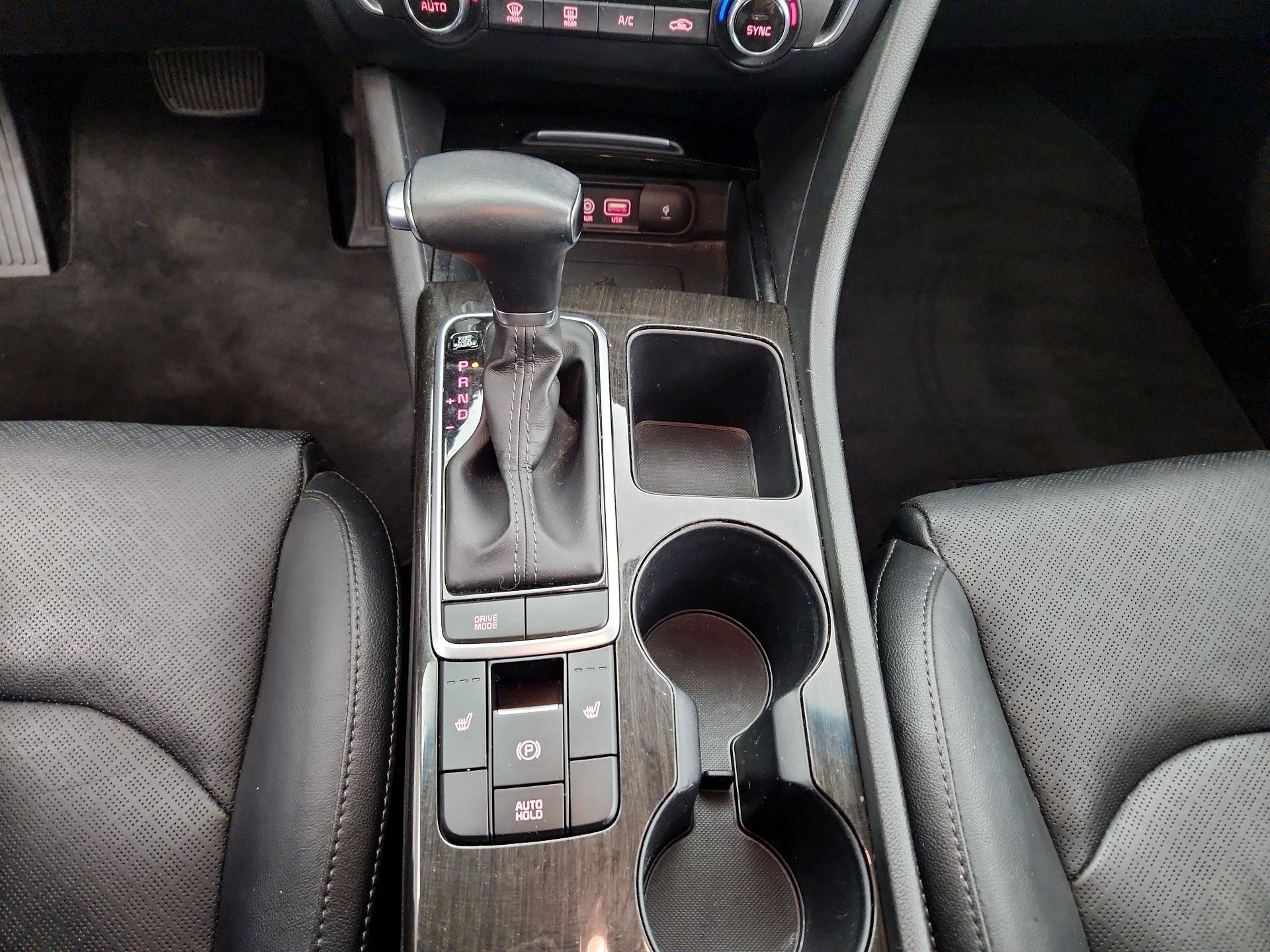 Thumbnail: 2020 Kia Optima - 17