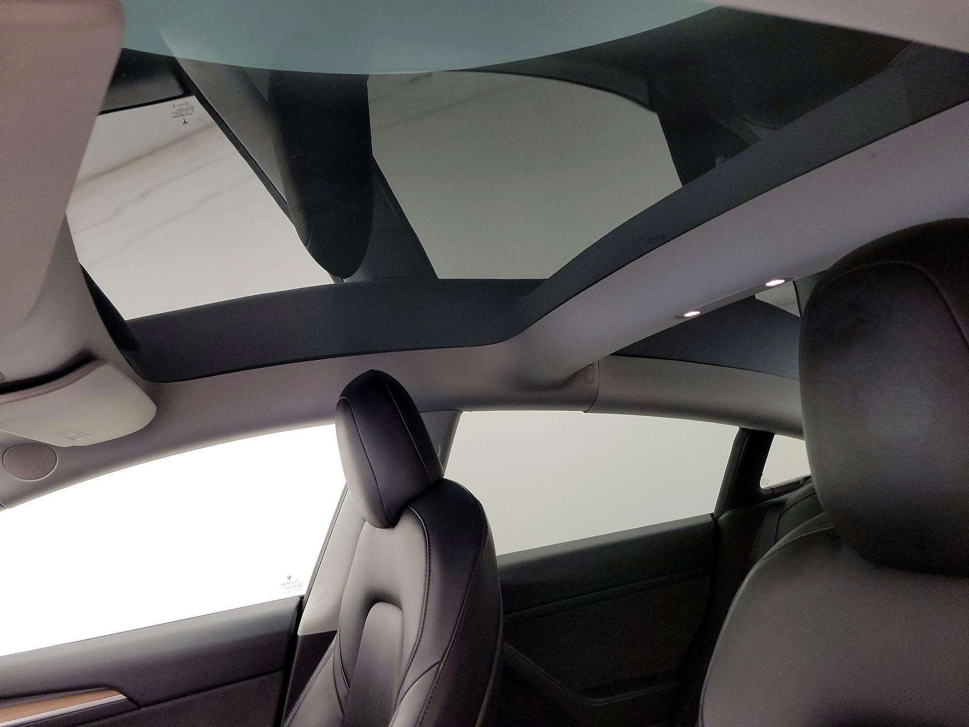 Thumbnail: 2021 Tesla Model 3 - 18