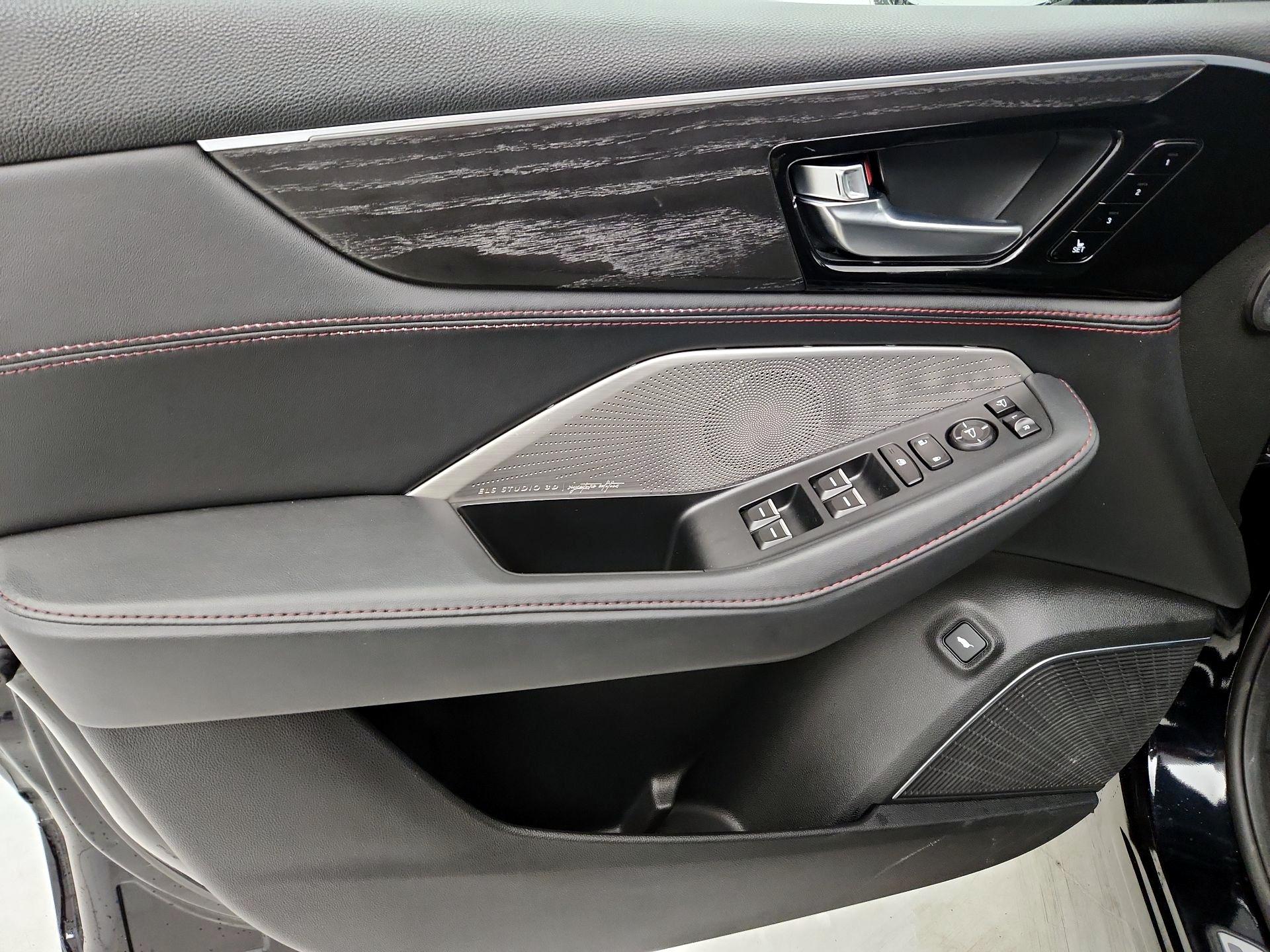 Thumbnail: 2022 Acura MDX - 12