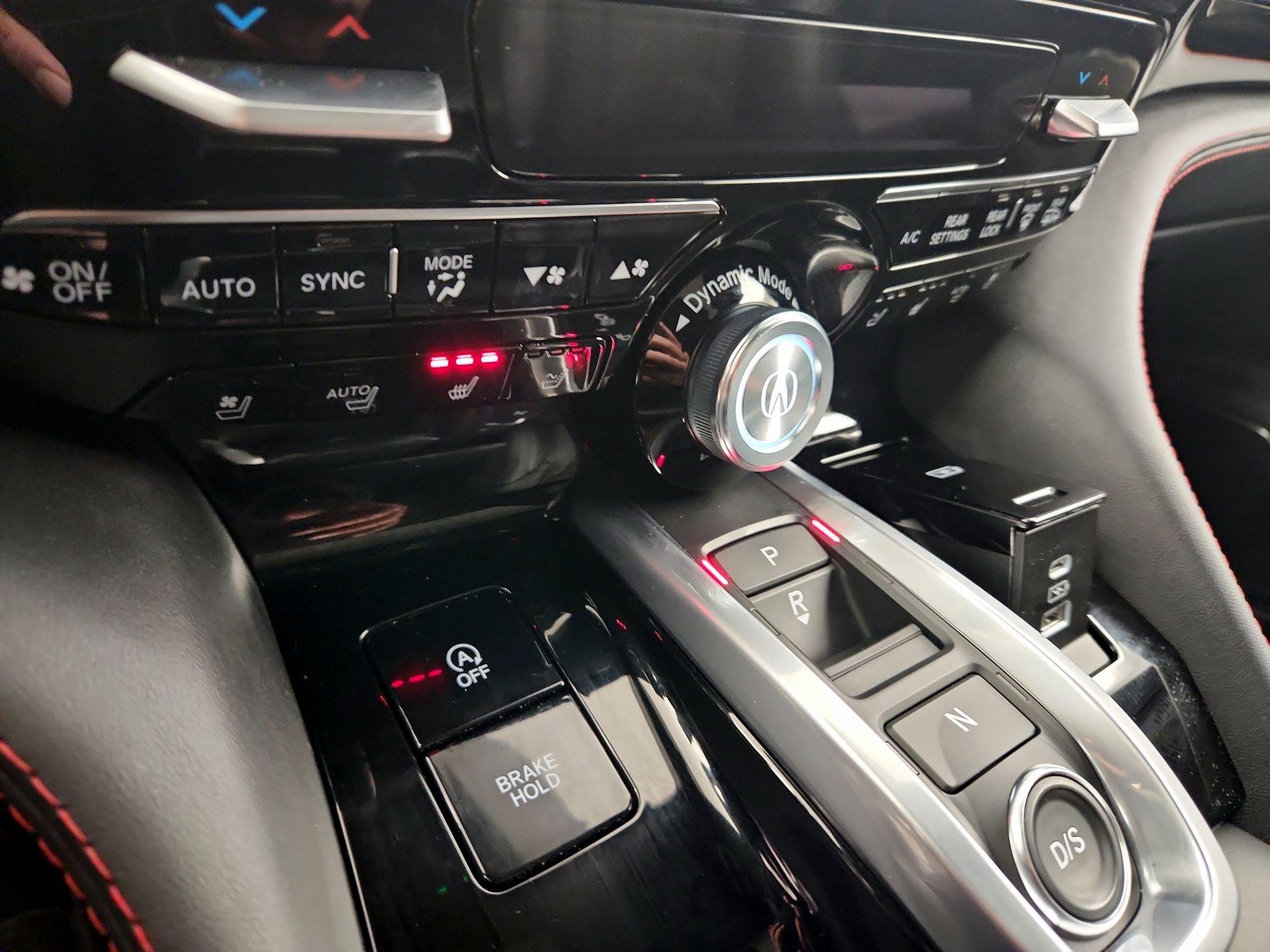 Thumbnail: 2022 Acura MDX - 17