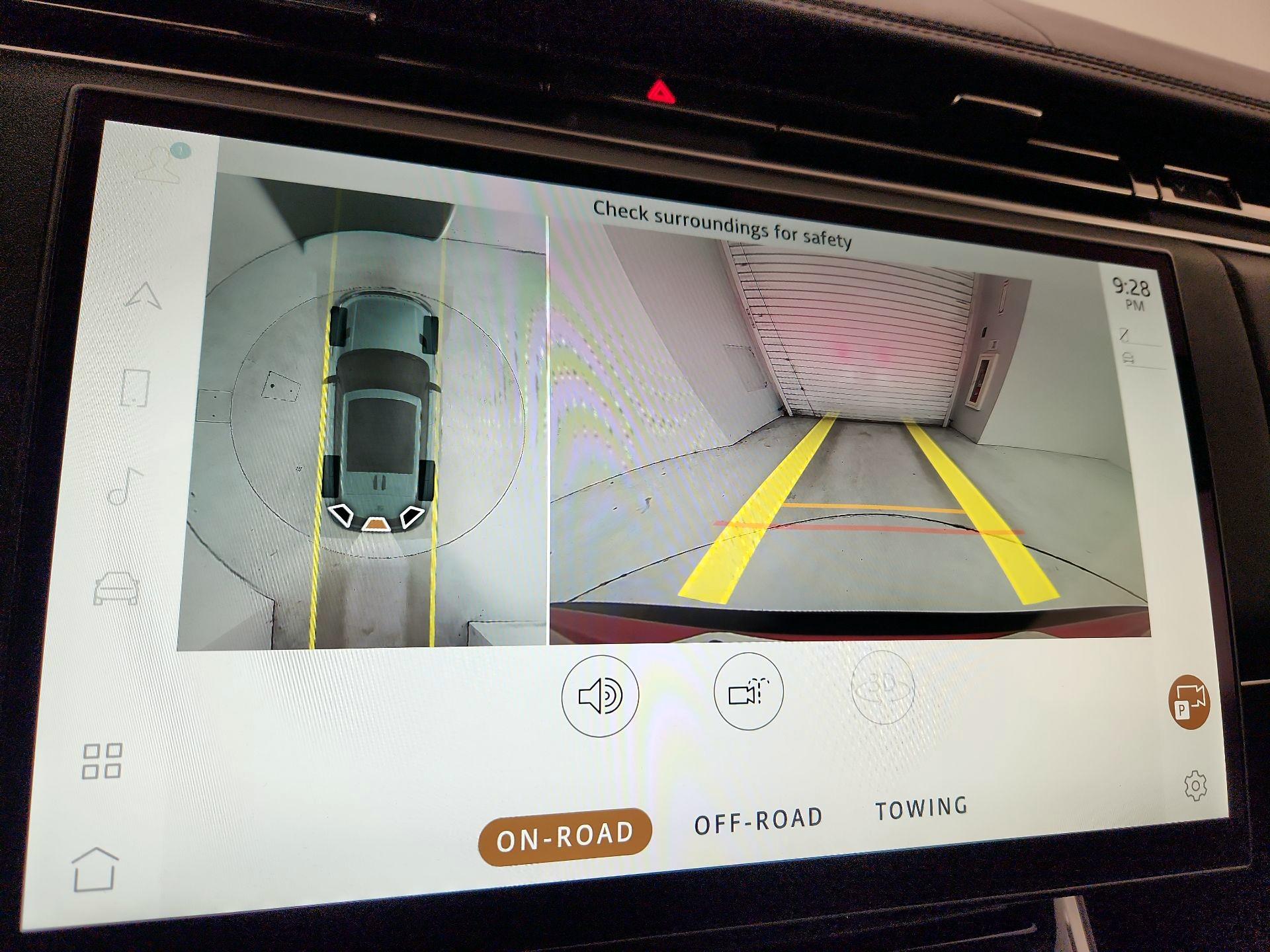 Thumbnail: 2023 Land Rover Range Rover Sport - 15