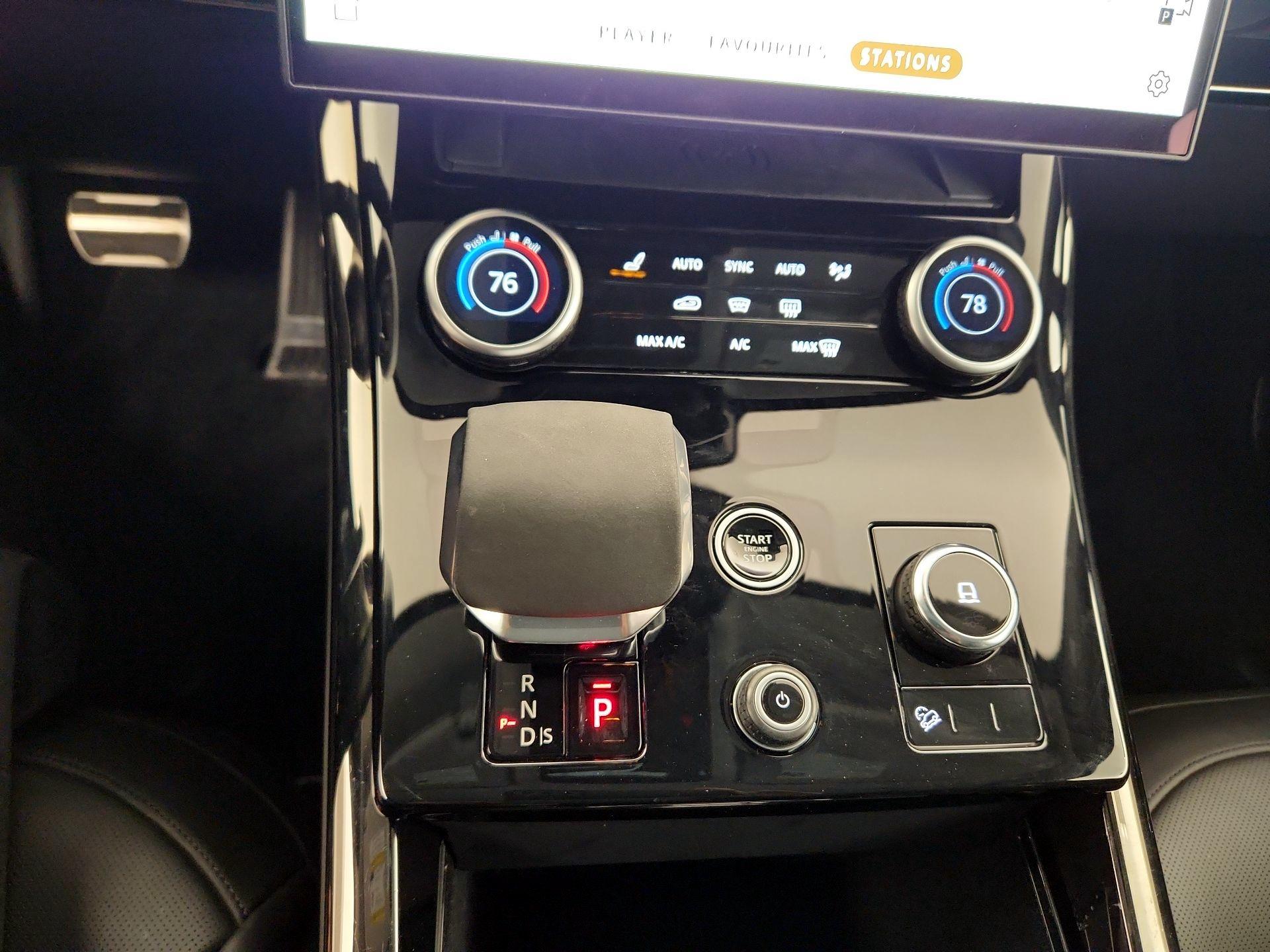 Thumbnail: 2023 Land Rover Range Rover Sport - 18