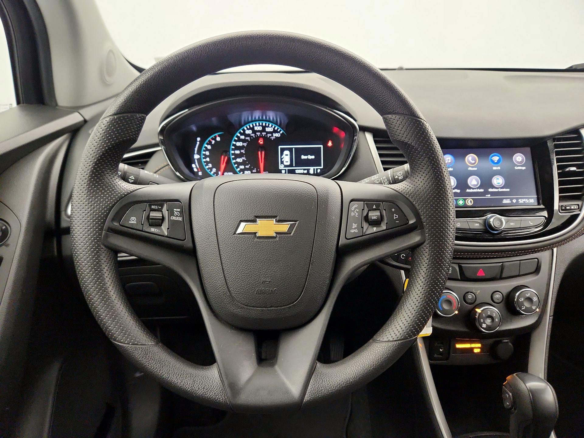 Thumbnail: 2022 Chevrolet Trax - 10