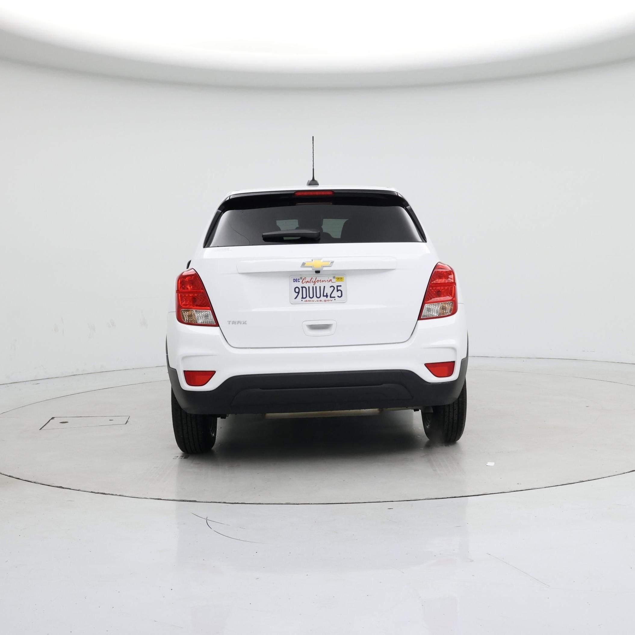 Thumbnail: 2022 Chevrolet Trax - 6