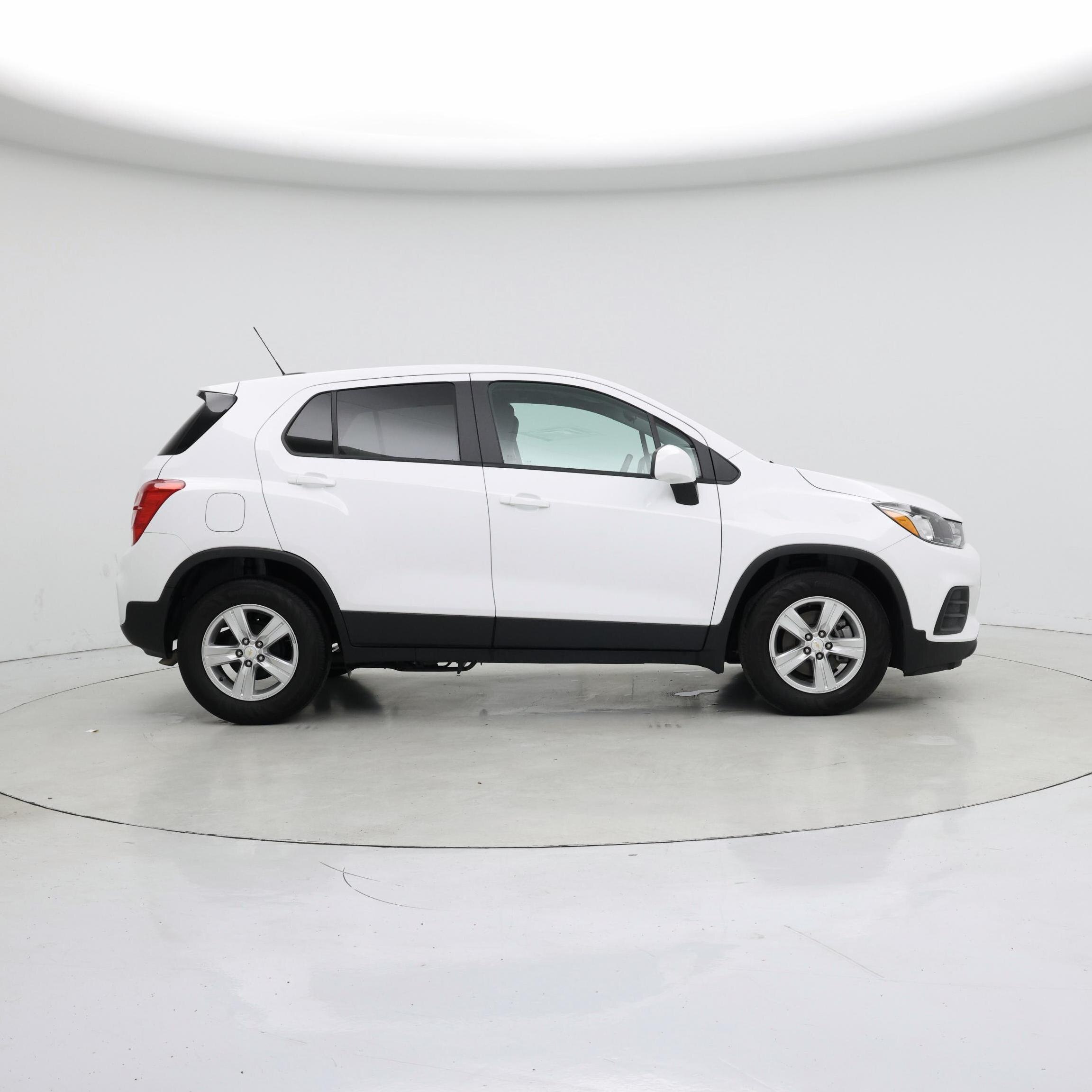 Thumbnail: 2022 Chevrolet Trax - 7