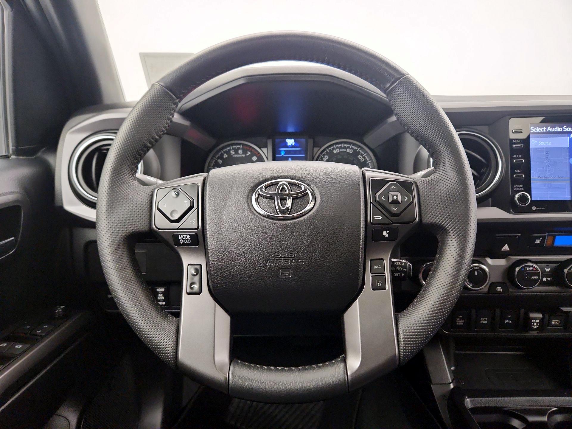 Thumbnail: 2021 Toyota Tacoma - 10