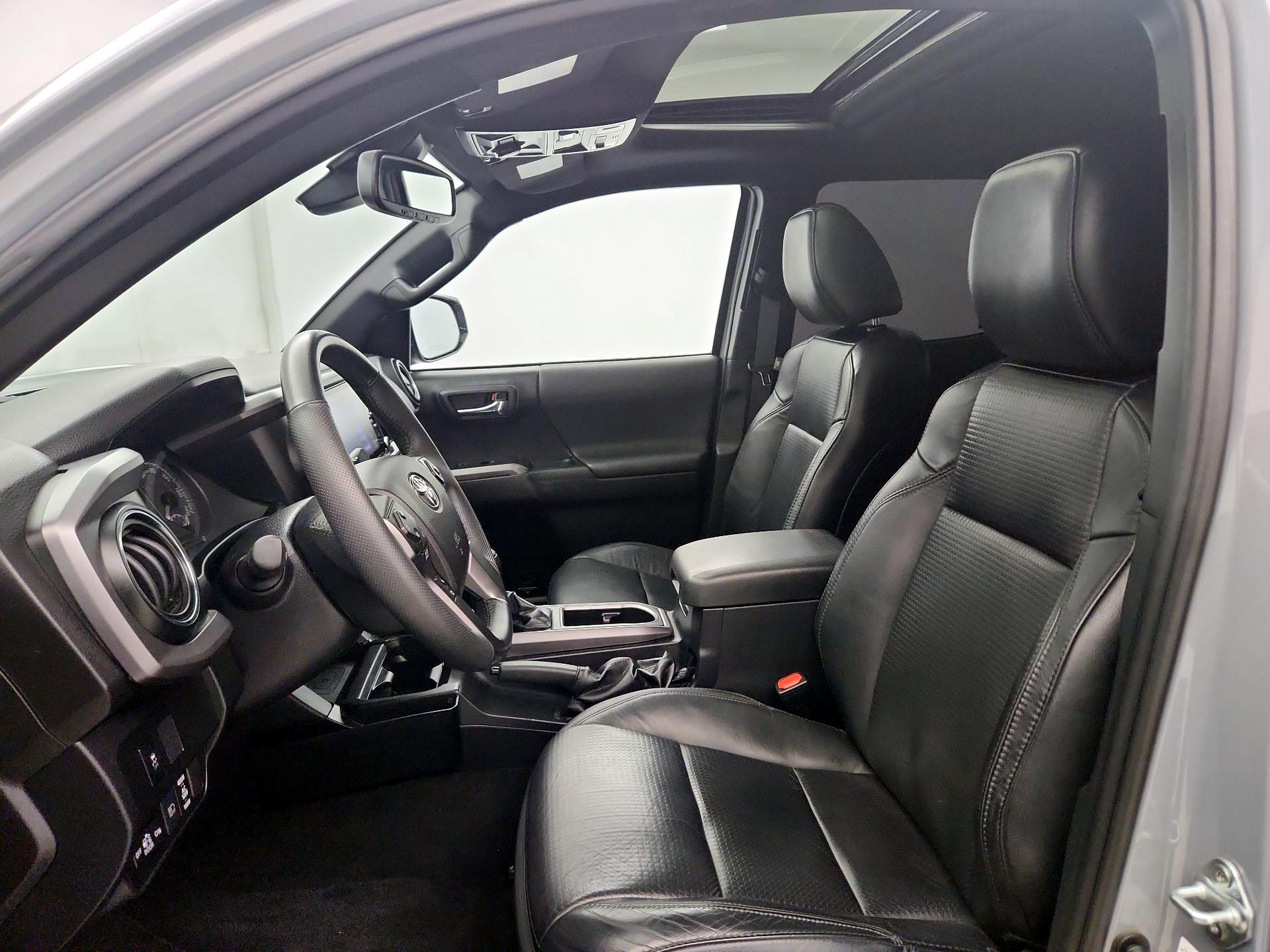 Thumbnail: 2021 Toyota Tacoma - 11