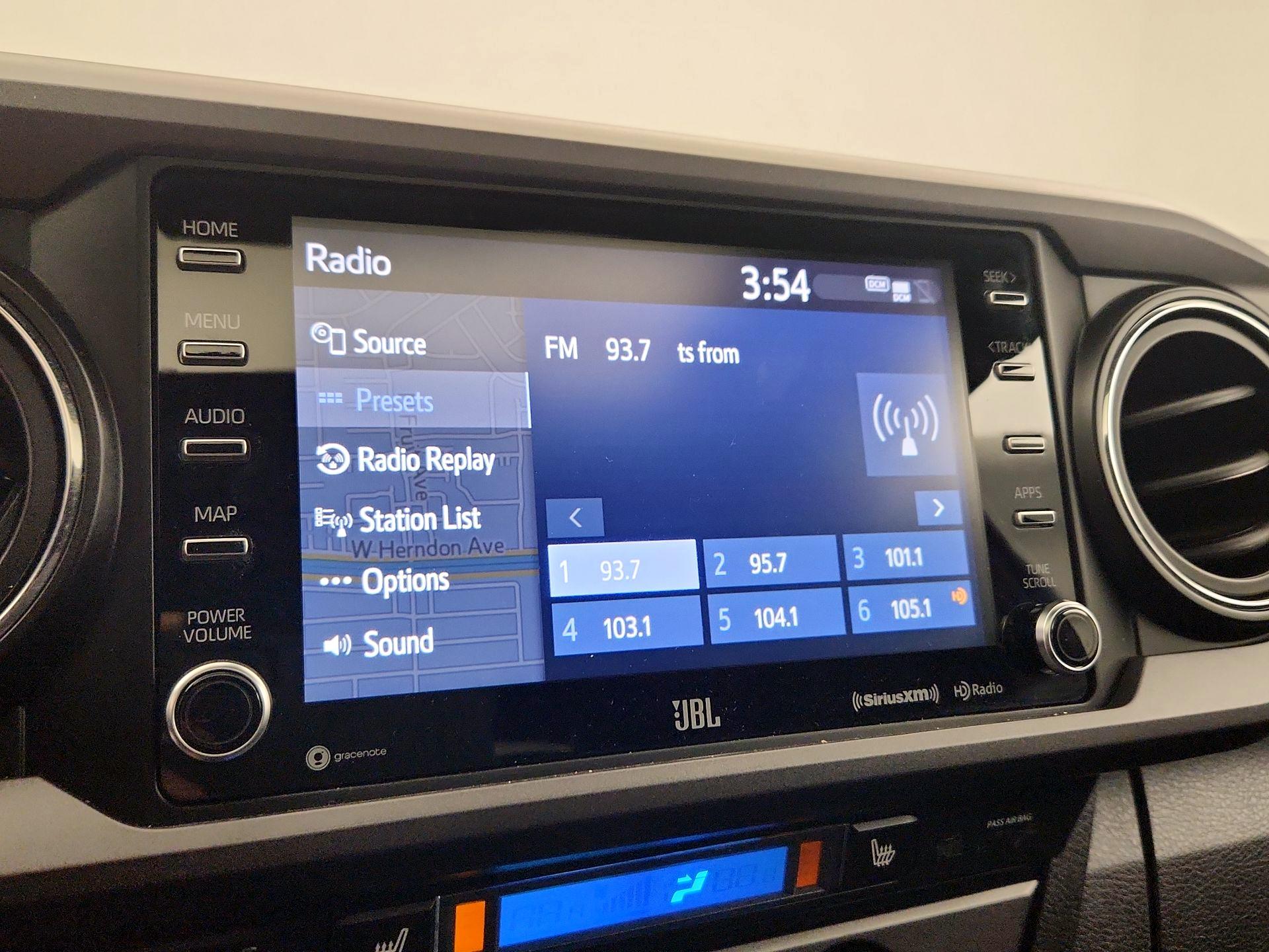 Thumbnail: 2021 Toyota Tacoma - 16