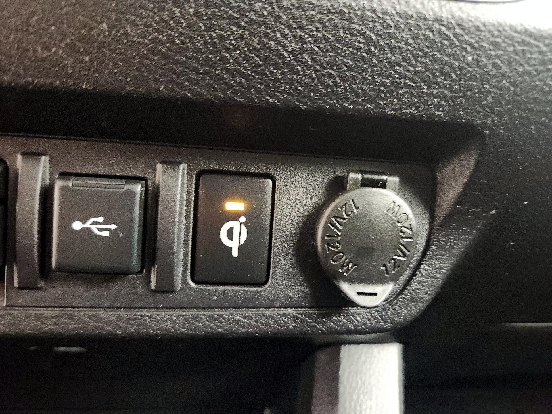 Thumbnail: 2021 Toyota Tacoma - 19