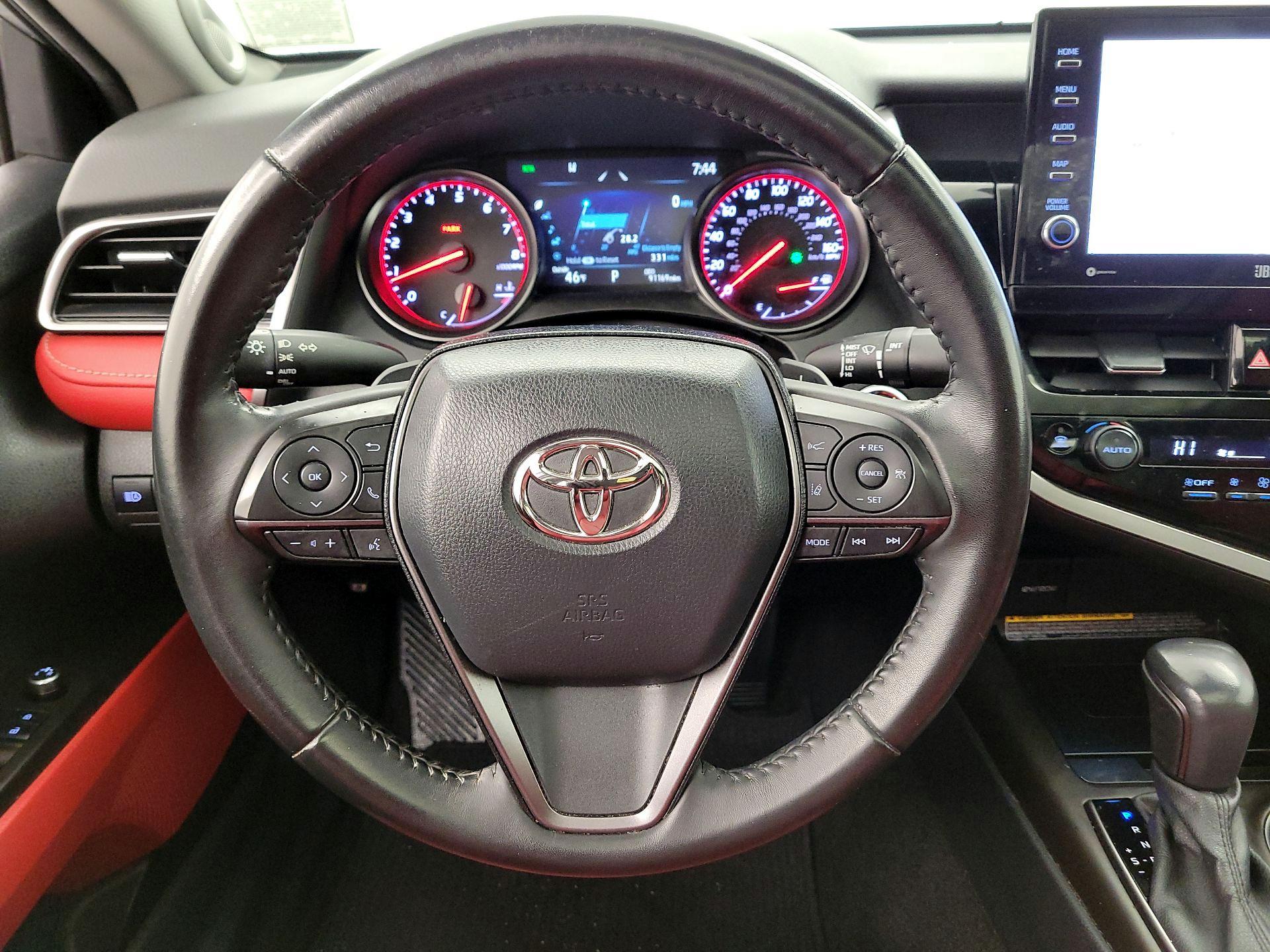 Thumbnail: 2021 Toyota Camry - 10